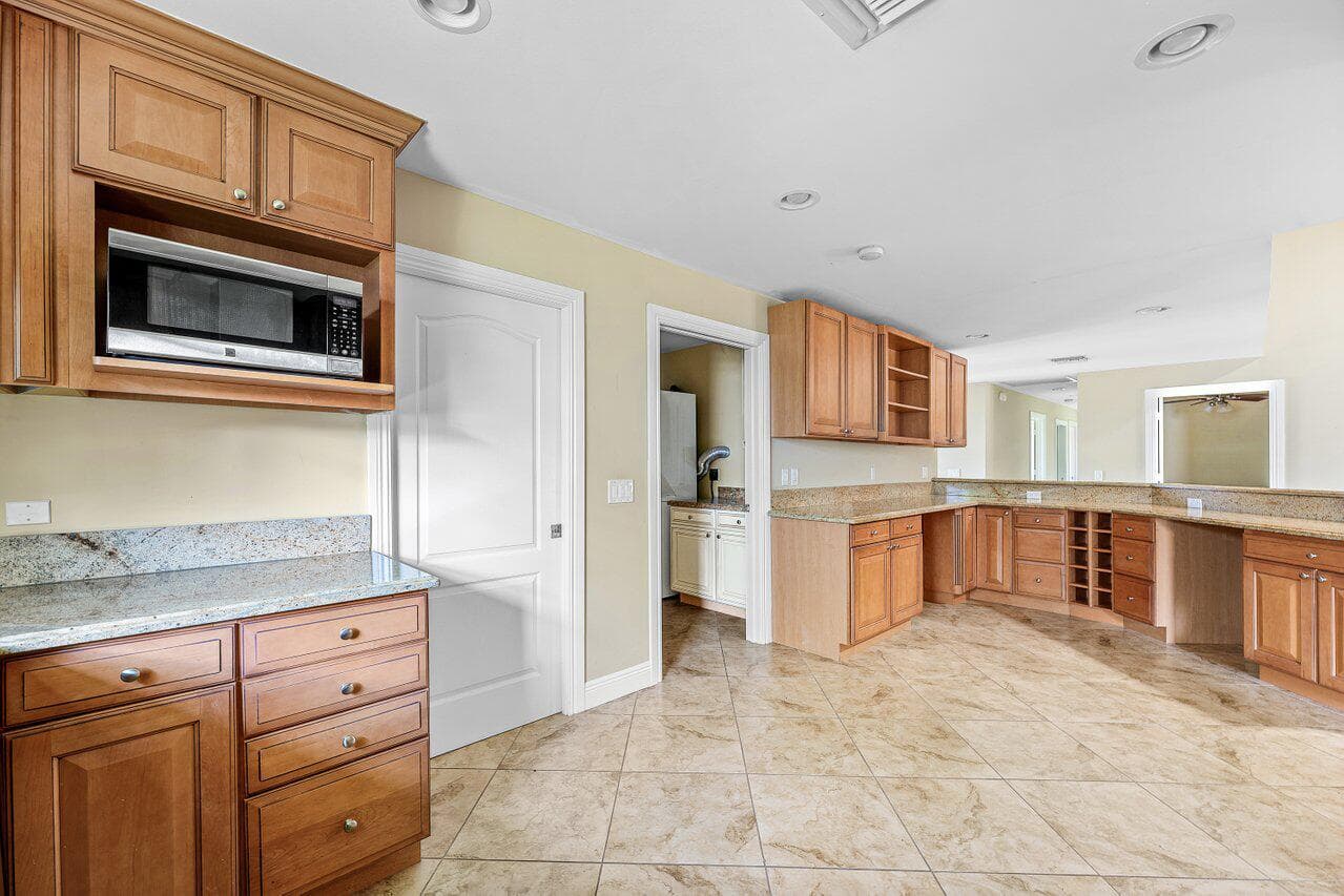 4572 White Cedar Lane, Delray Beach, FL 33445 — photo 17 of 55