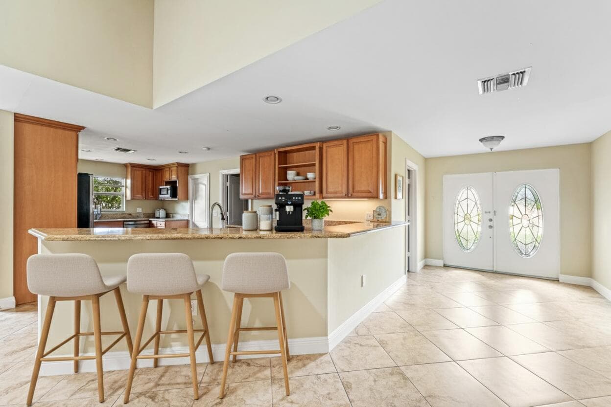 4572 White Cedar Lane, Delray Beach, FL 33445 — photo 9 of 55