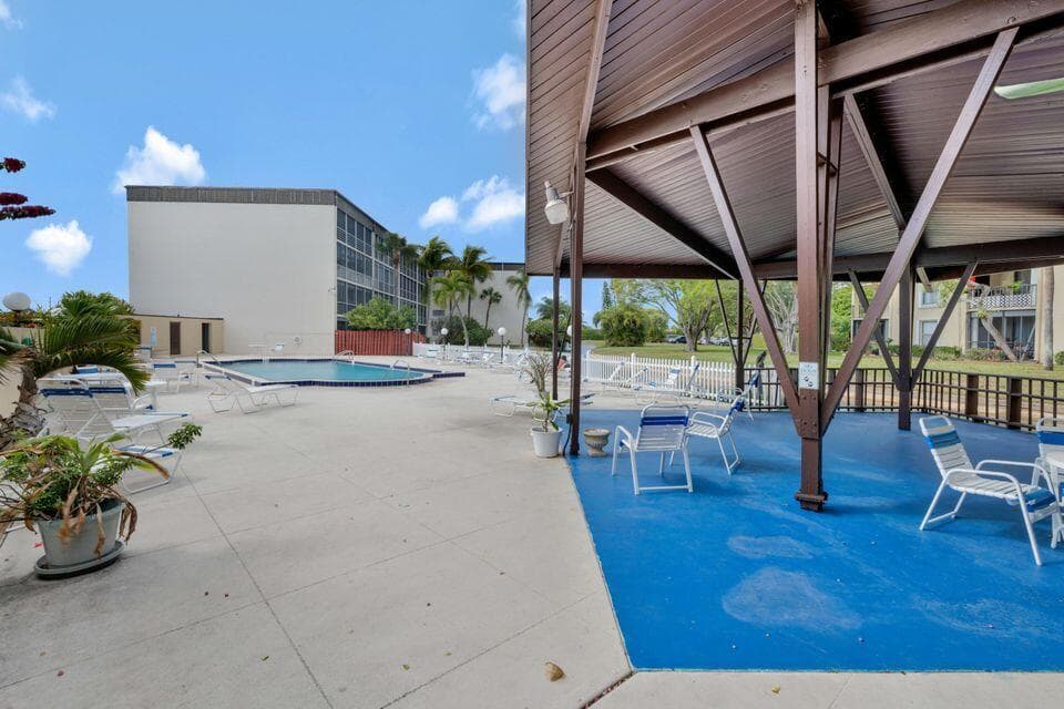 896 N Federal Highway 523, Lantana, FL 33462 — photo 27 of 62
