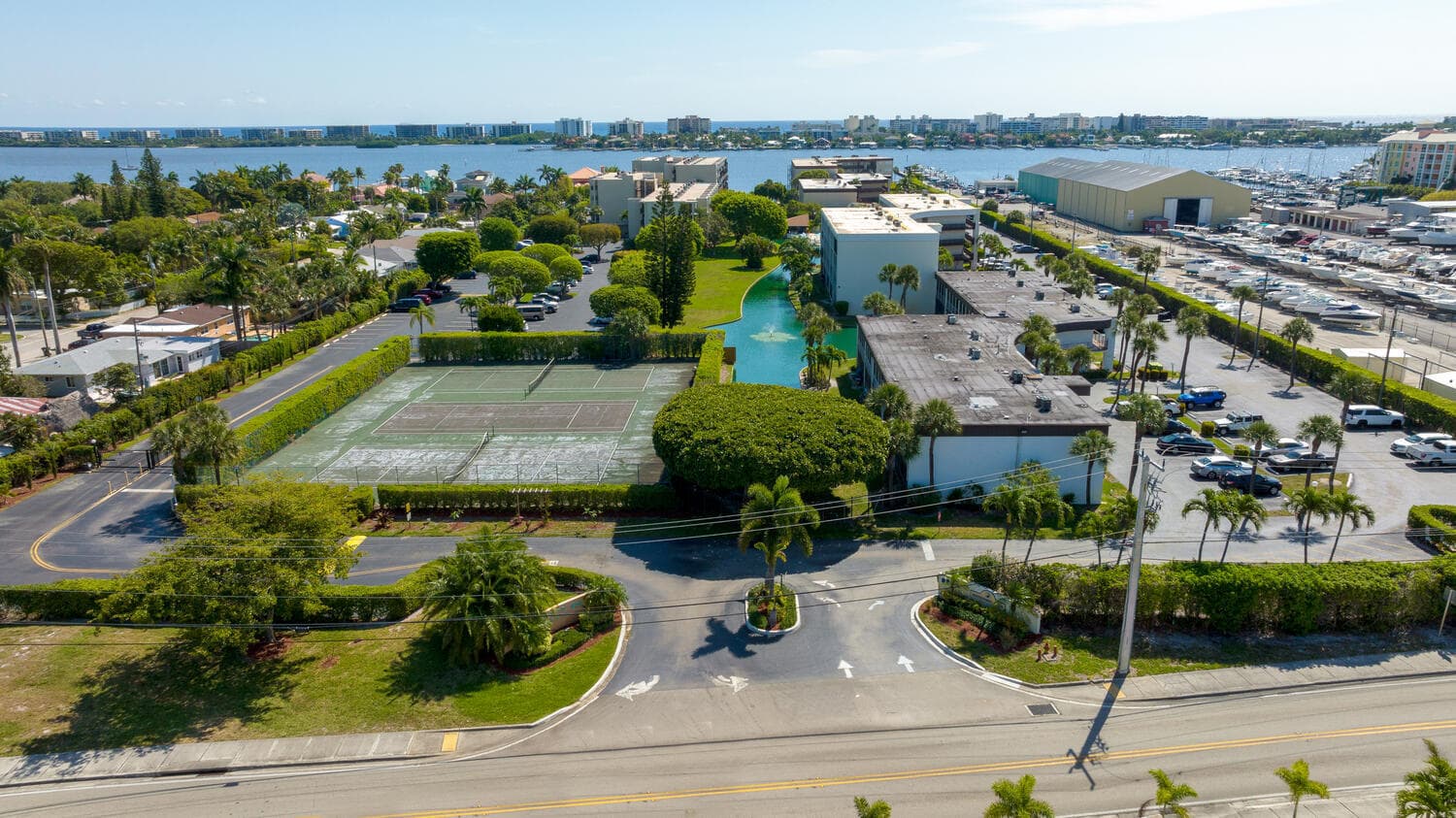 896 N Federal Highway 523, Lantana, FL 33462 — photo 36 of 62