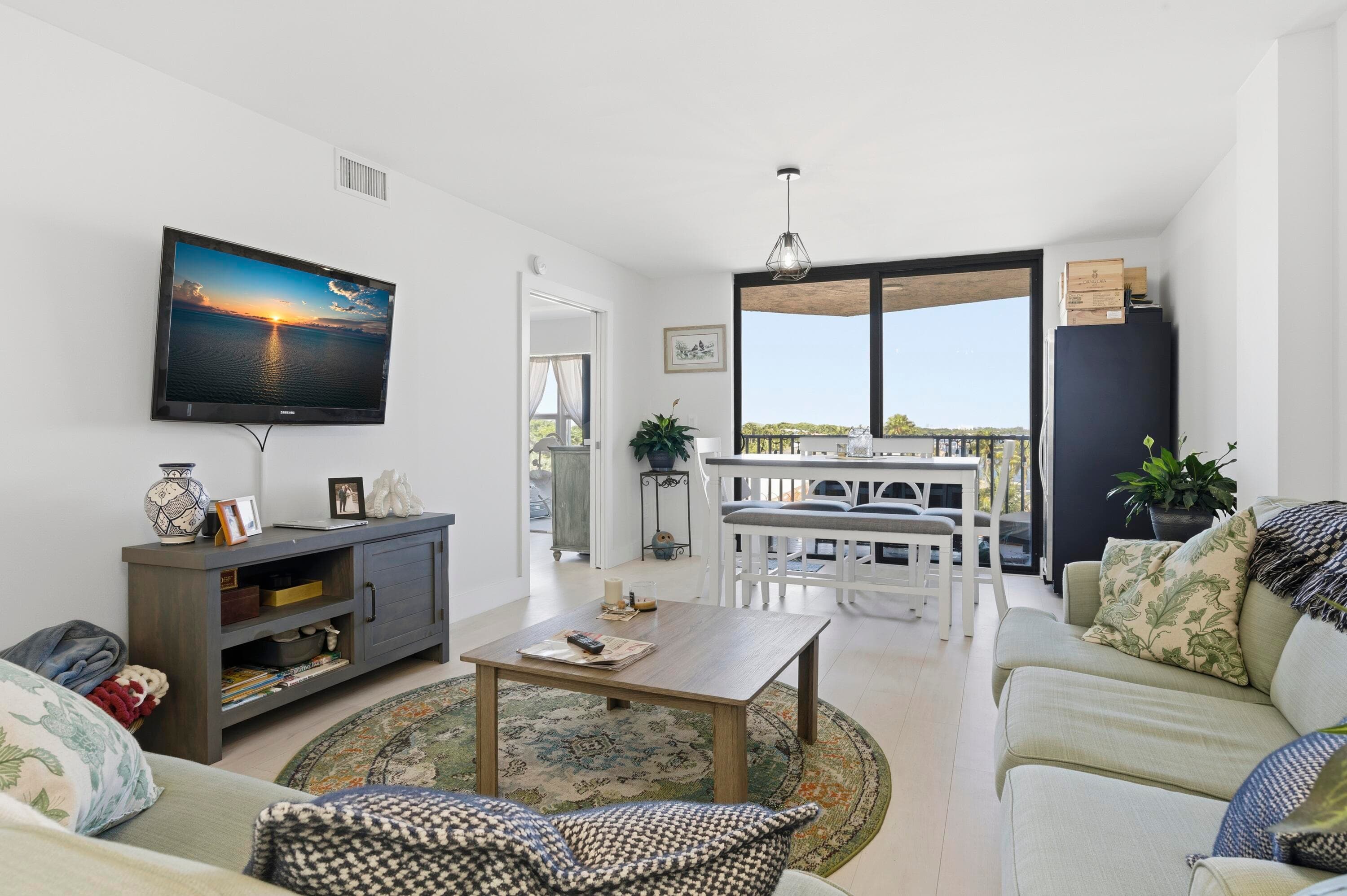896 N Federal Highway 523, Lantana, FL 33462 — photo 10 of 62