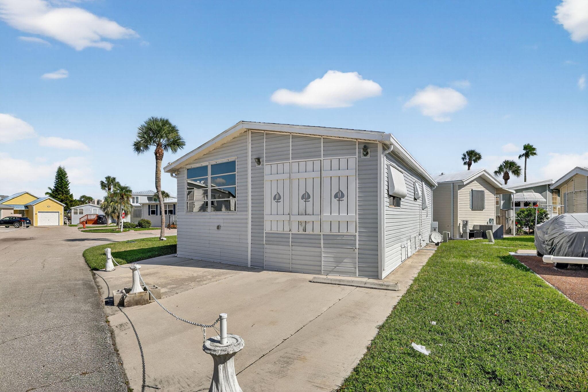 217 Nettles Boulevard, Jensen Beach, FL 34957 — photo 3 of 46