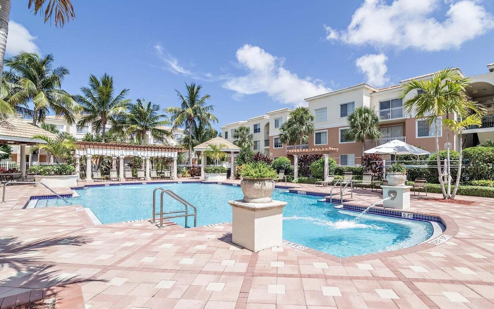 6305 Myrtlewood Circle W, Palm Beach Gardens, FL 33418 — photo 1 of 32