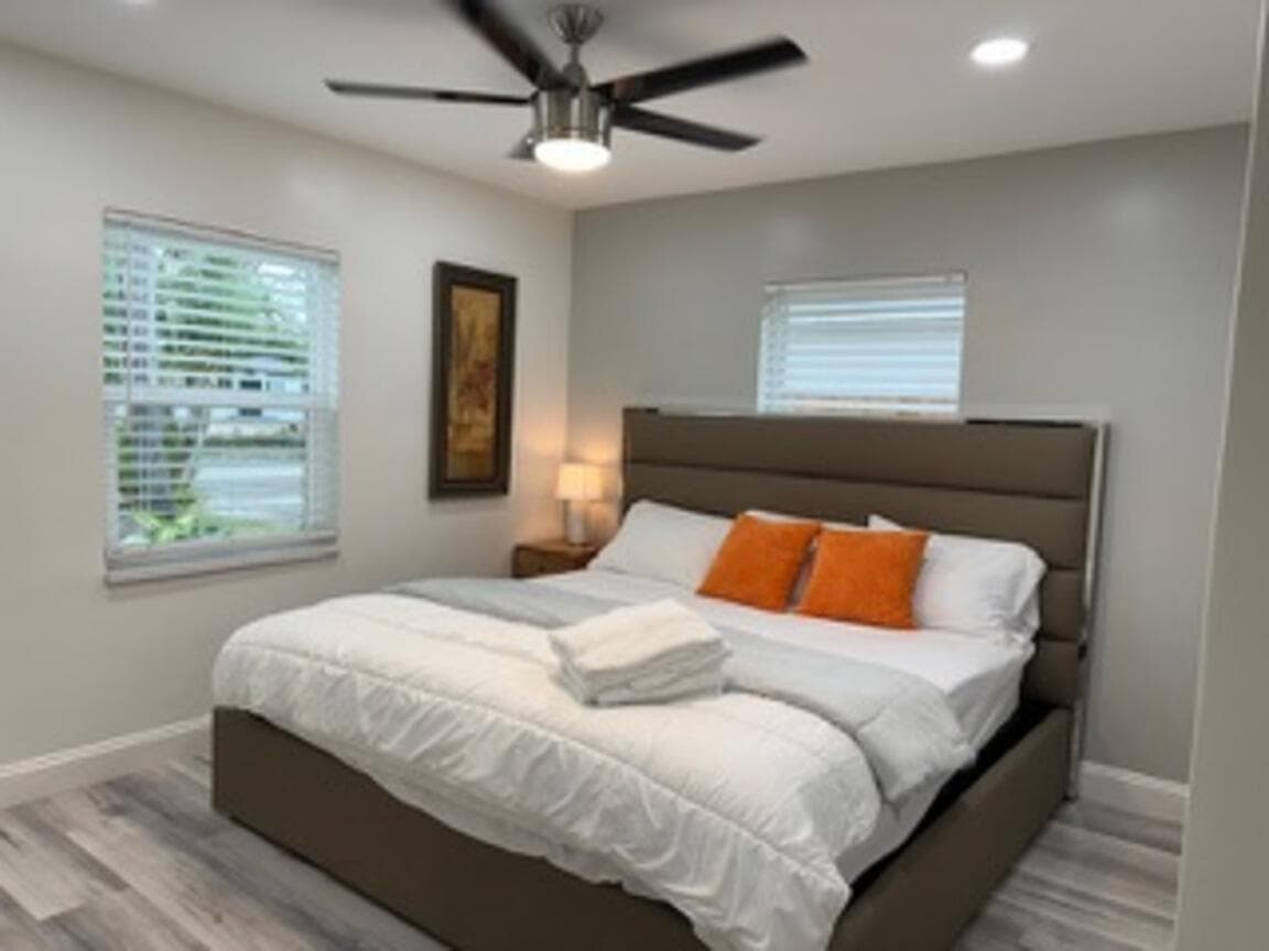 200 NE 56th Street 200, Oakland Park, FL 33334 — photo 25 of 34