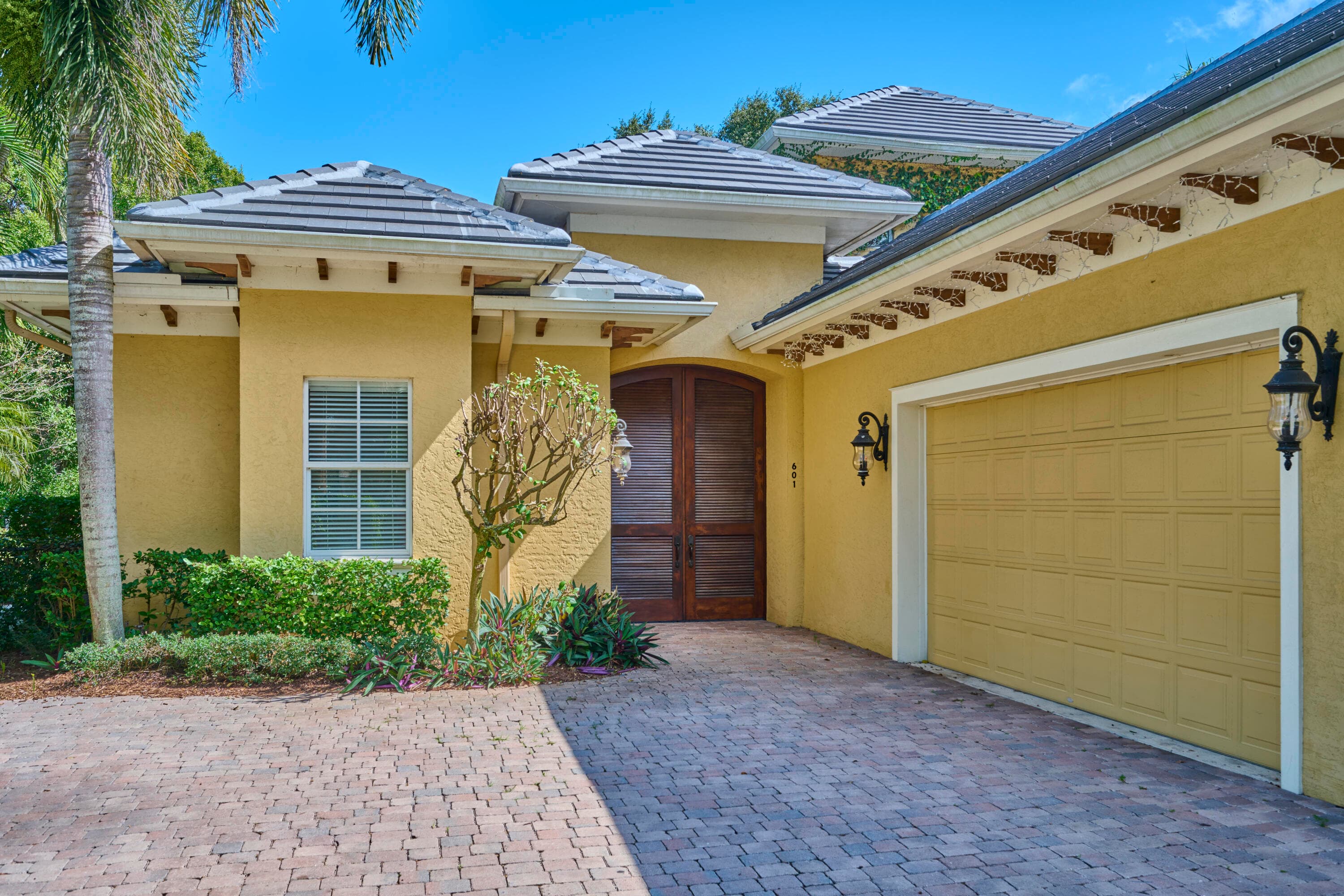 601 Bridgewater Lane SW, Vero Beach, FL 32962 — photo 4 of 47