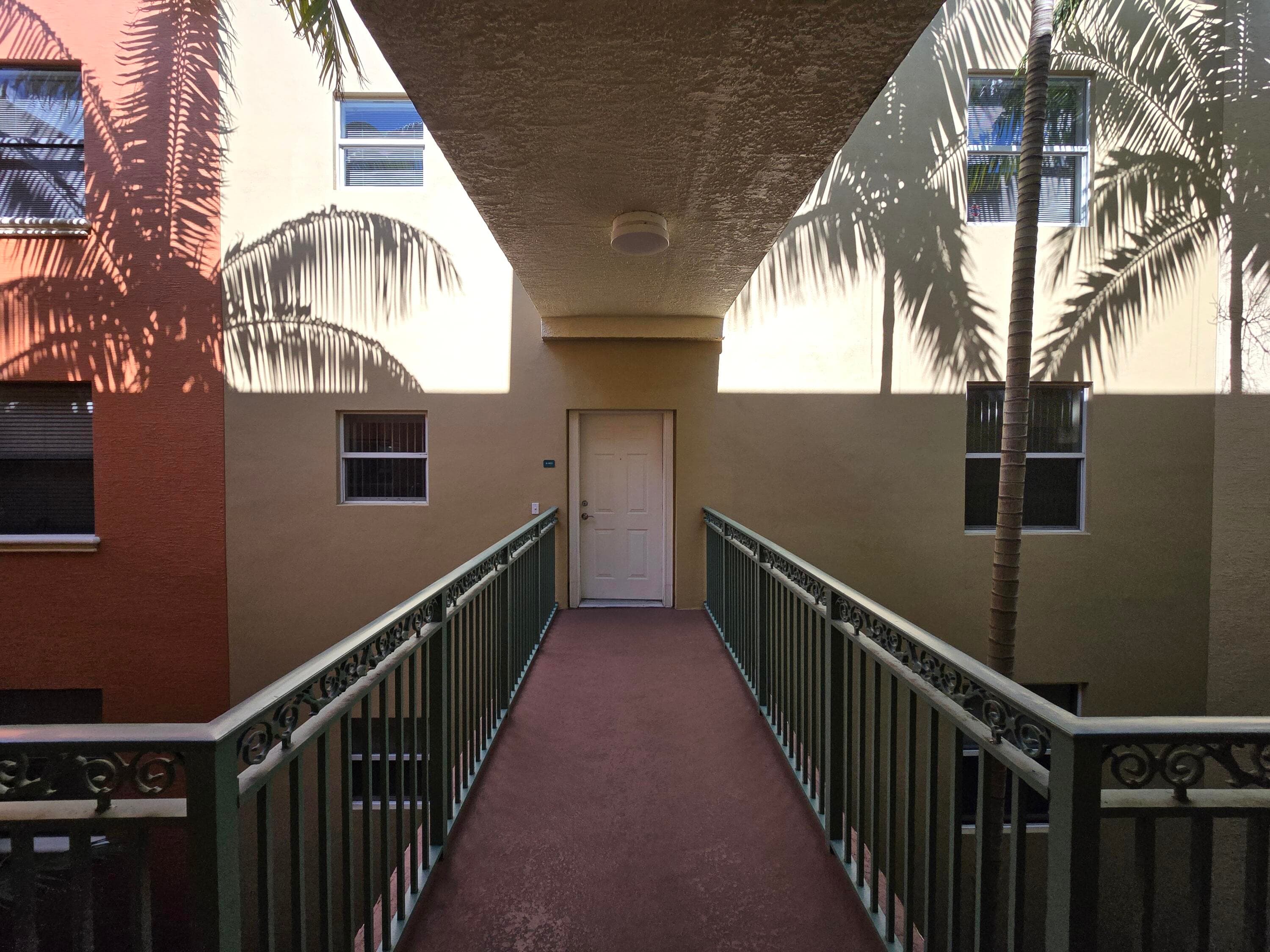 1640 Presidential Way 403, West Palm Beach, FL 33401 — photo 6 of 69