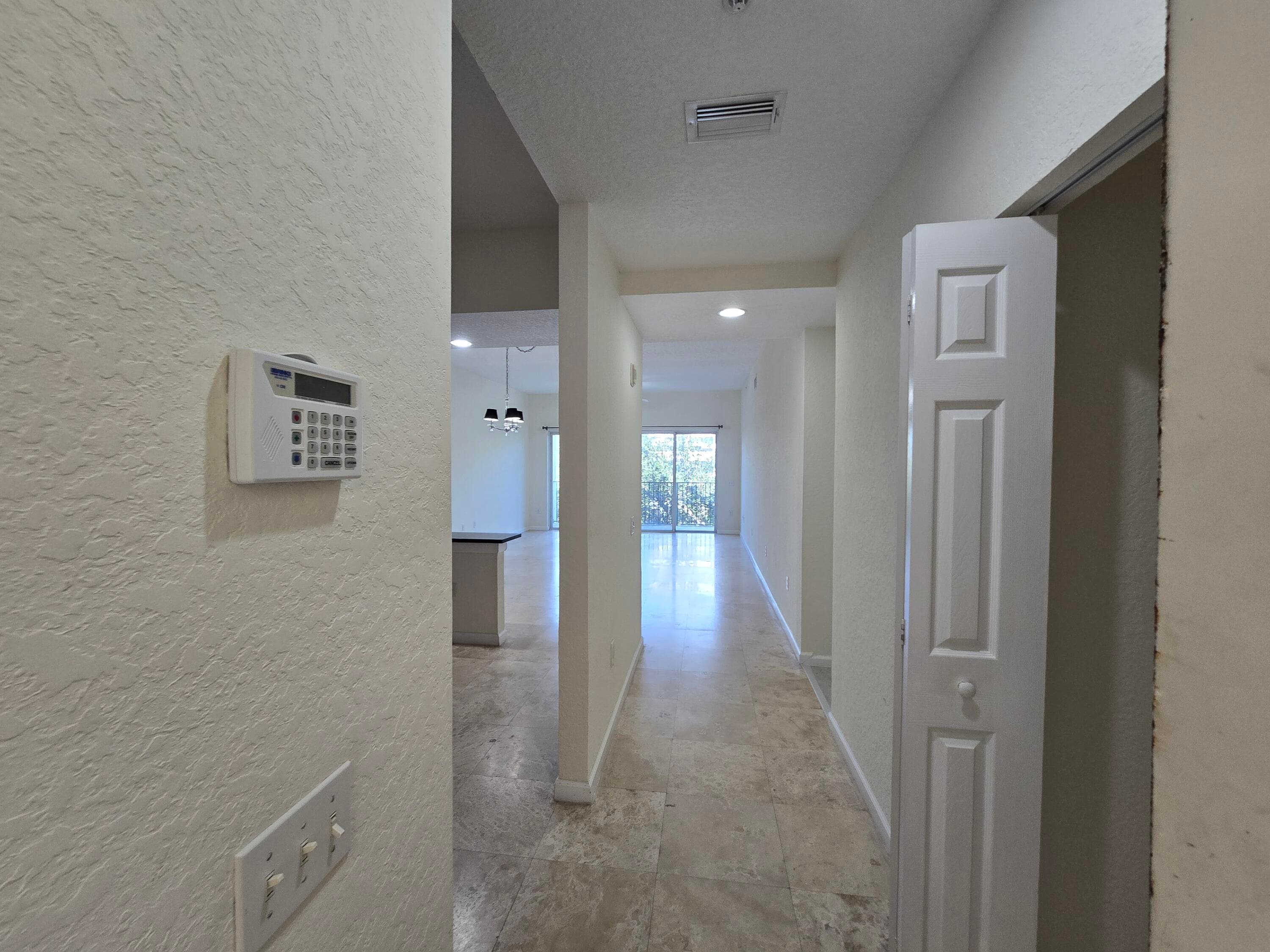 1640 Presidential Way 403, West Palm Beach, FL 33401 — photo 7 of 69