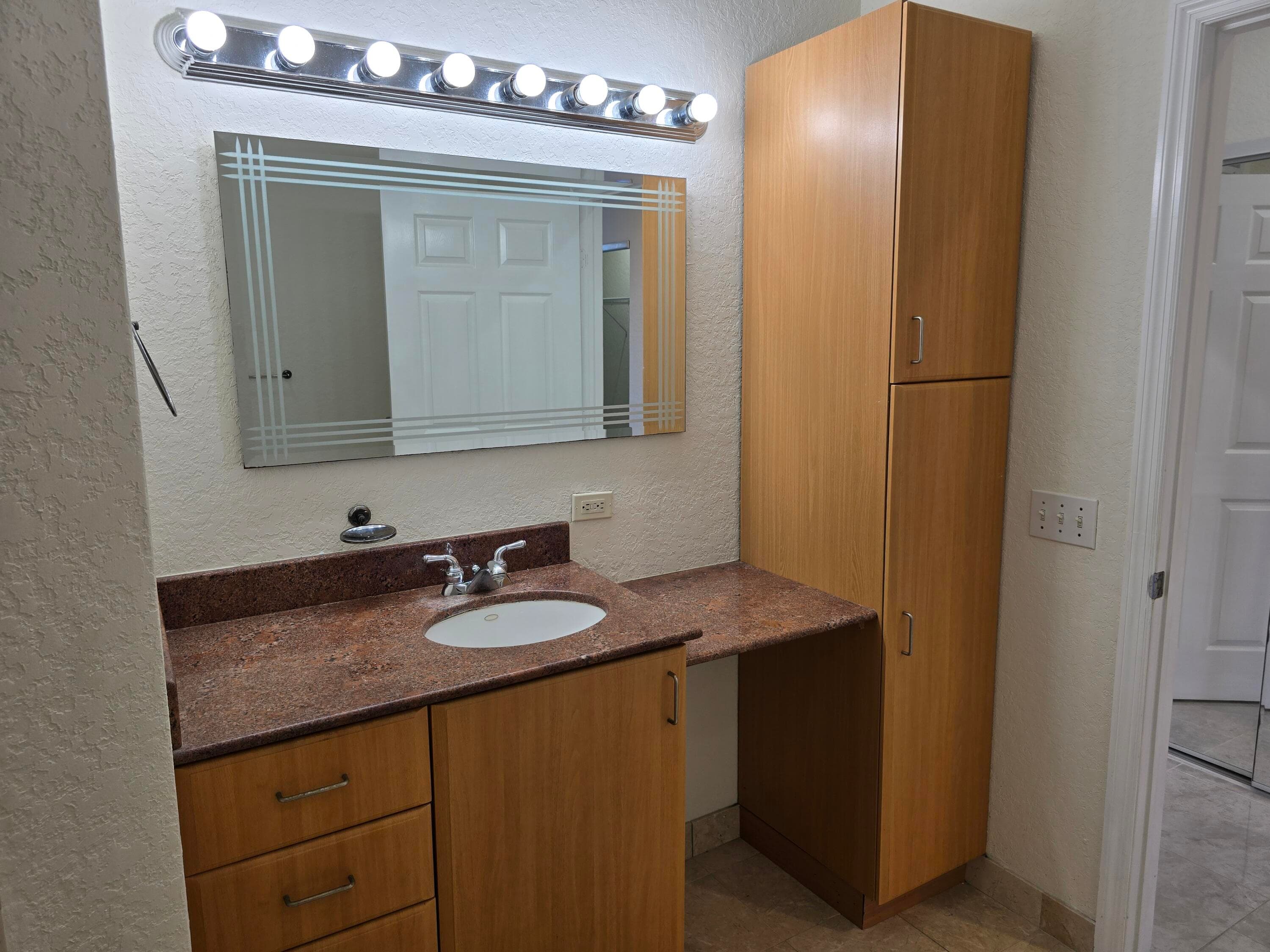 1640 Presidential Way 403, West Palm Beach, FL 33401 — photo 40 of 69
