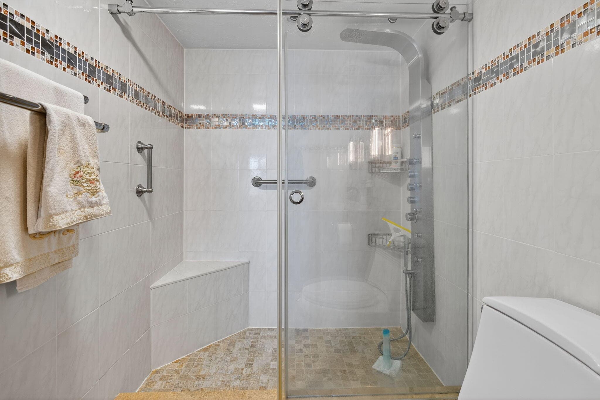 36 Yacht Club Drive 307, North Palm Beach, FL 33408 — photo 17 of 40