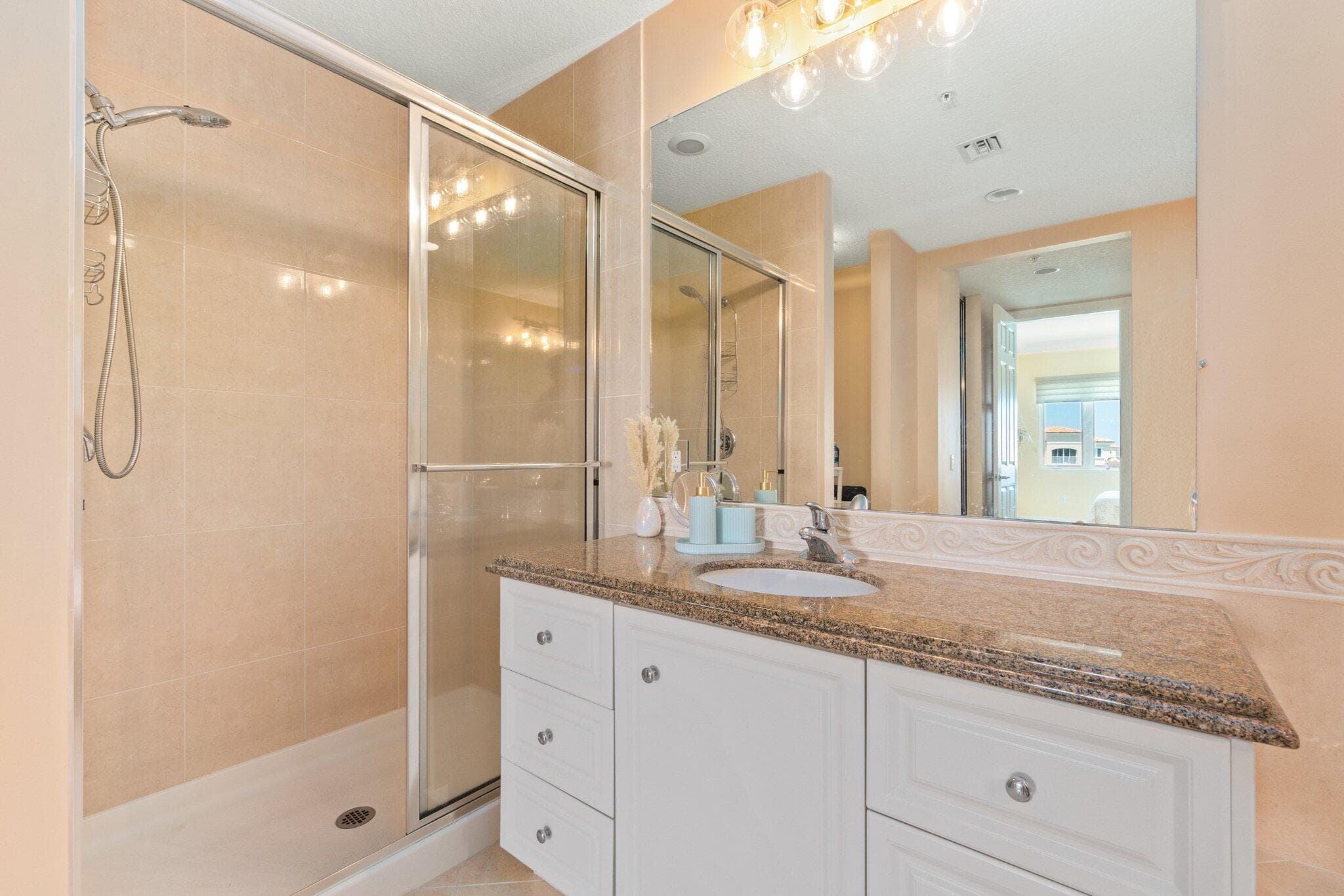 17 Harbour Isle Drive W Ph03, Hutchinson Island, FL 34949 — photo 34 of 58
