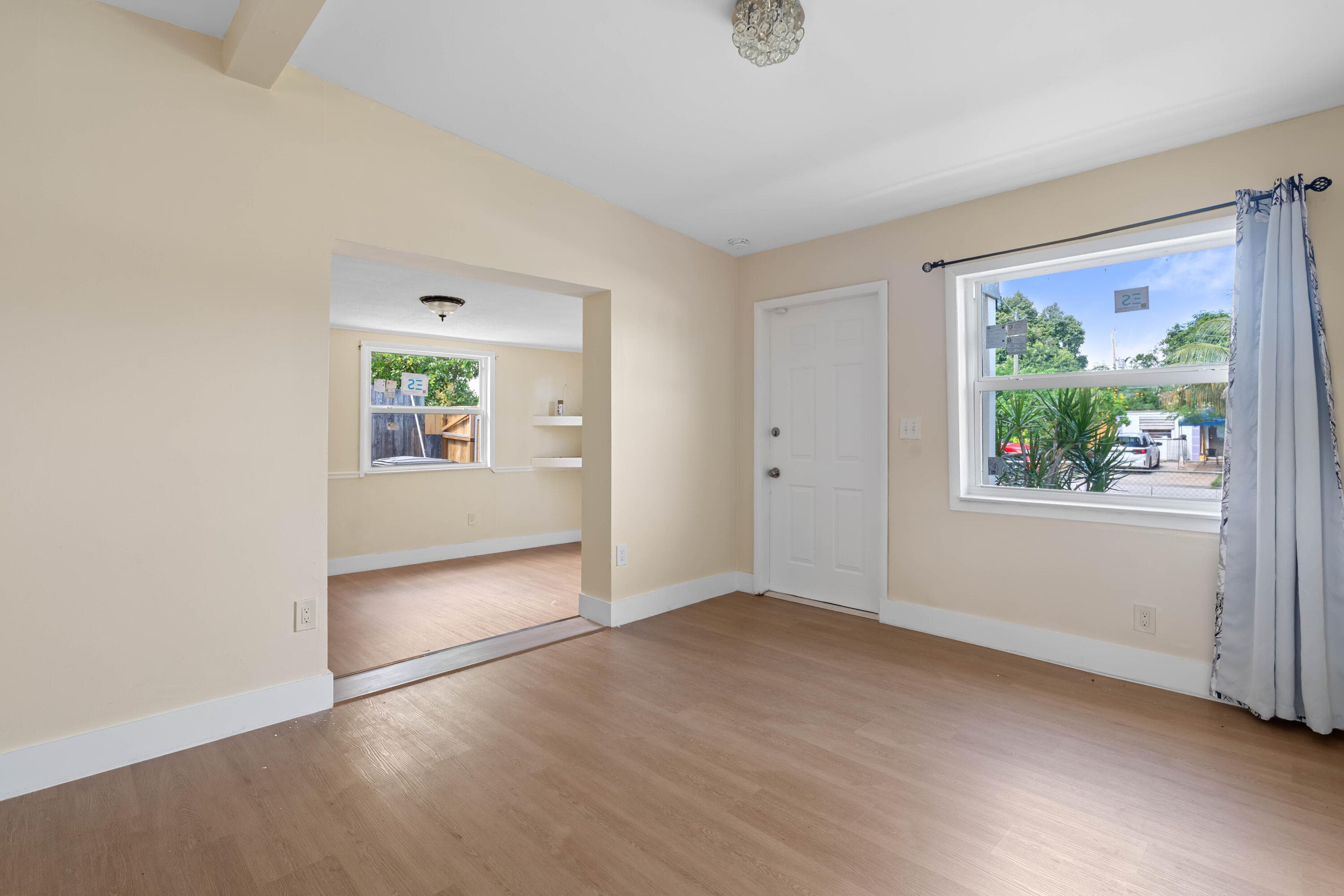 200 Plum Tree Drive, Lake Worth, FL 33462 — photo 5 of 27