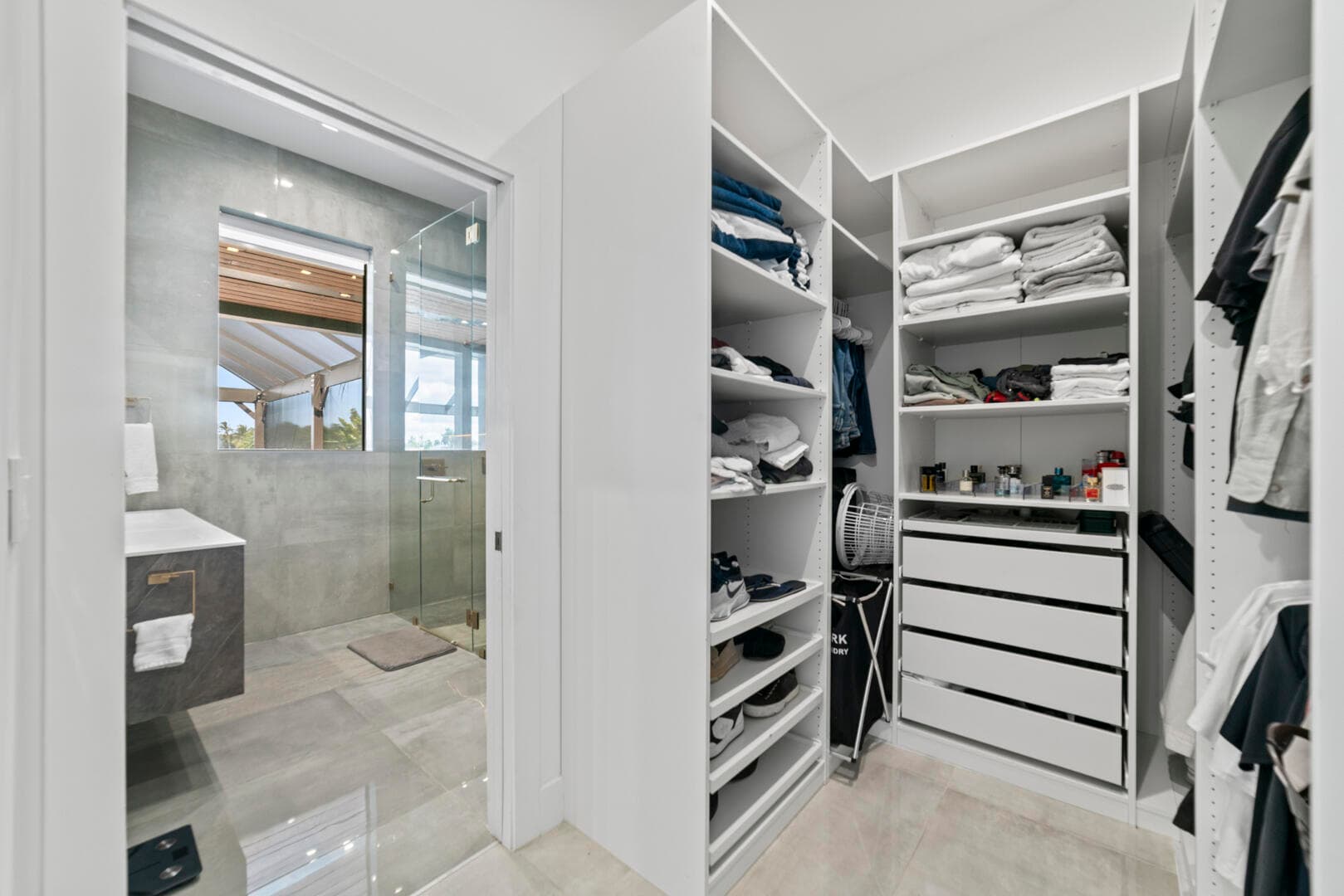 2511 NE 209th Terrace, Miami, FL 33180 — photo 32 of 43