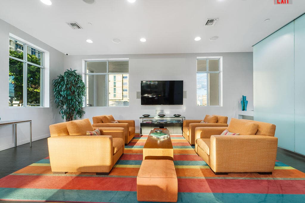 300 S Australian Avenue 1608, West Palm Beach, FL 33401 — photo 27 of 35