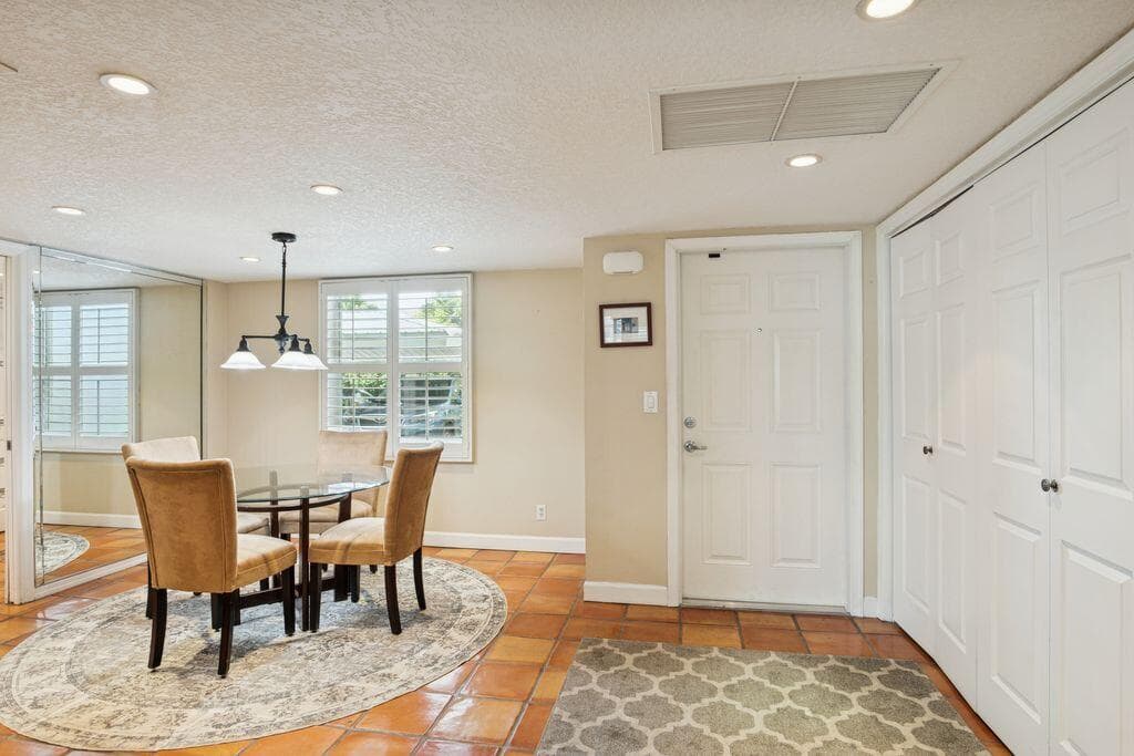 1 Harbourside Drive 1103, Delray Beach, FL 33483 — photo 27 of 40