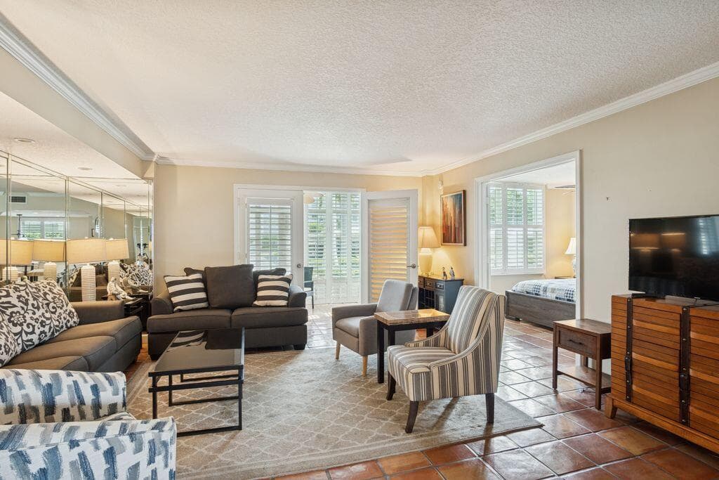 1 Harbourside Drive 1103, Delray Beach, FL 33483 — photo 29 of 40