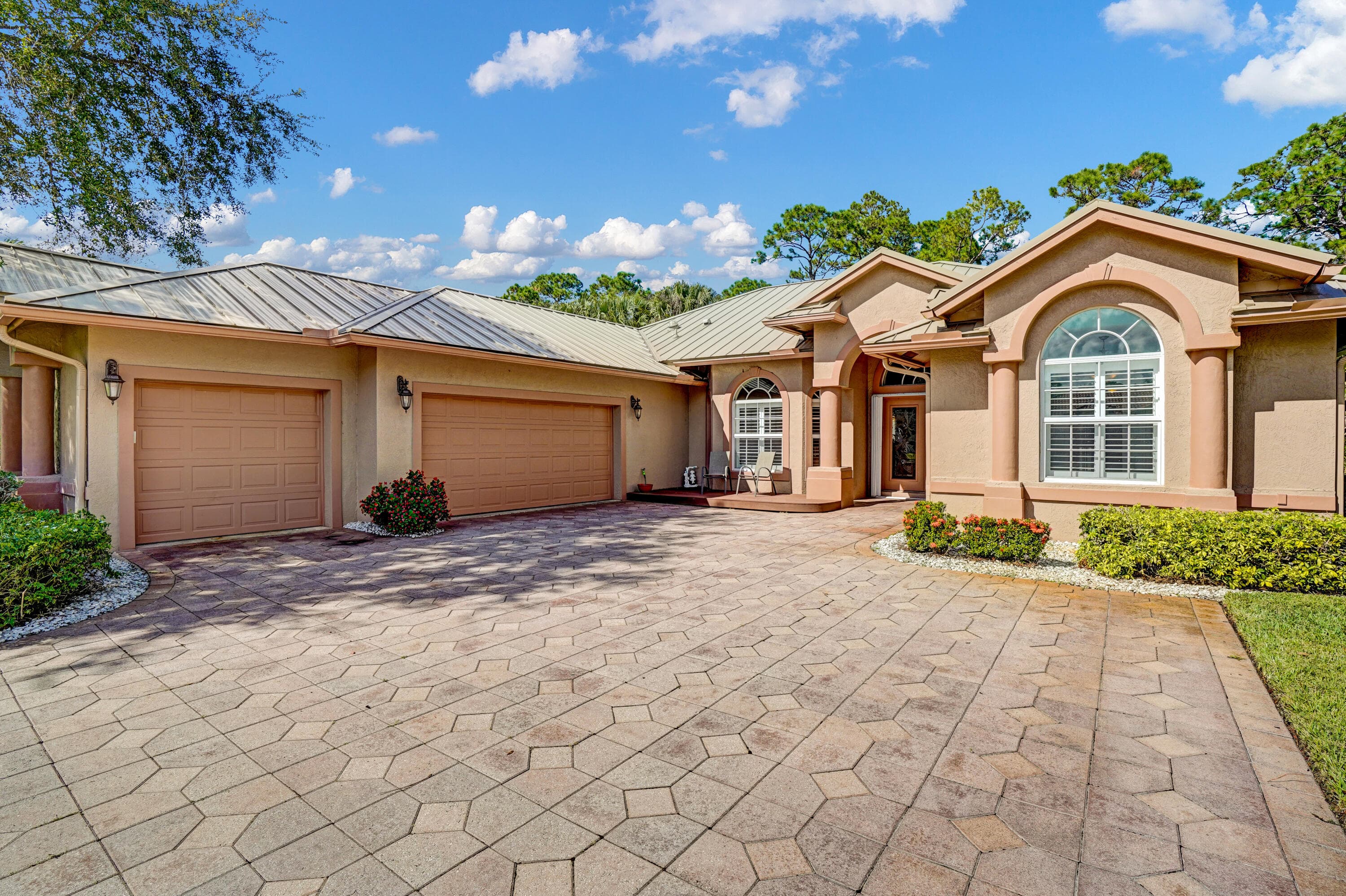 3401 Bent Pine Drive, Fort Pierce, FL 34951 — photo 3 of 54