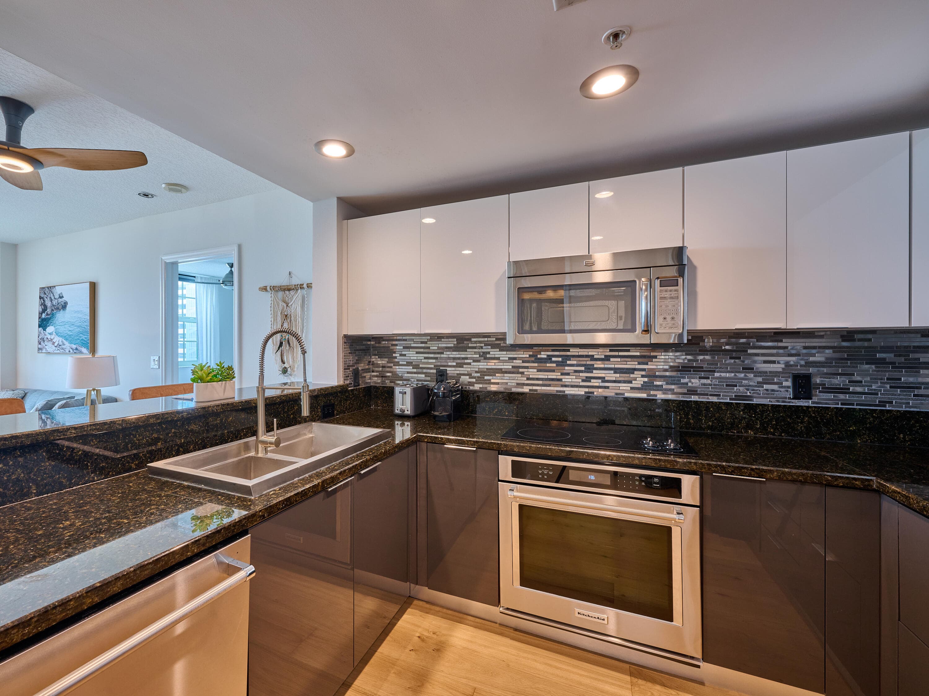 610 Clematis Street 522, West Palm Beach, FL 33401 — photo 11 of 60
