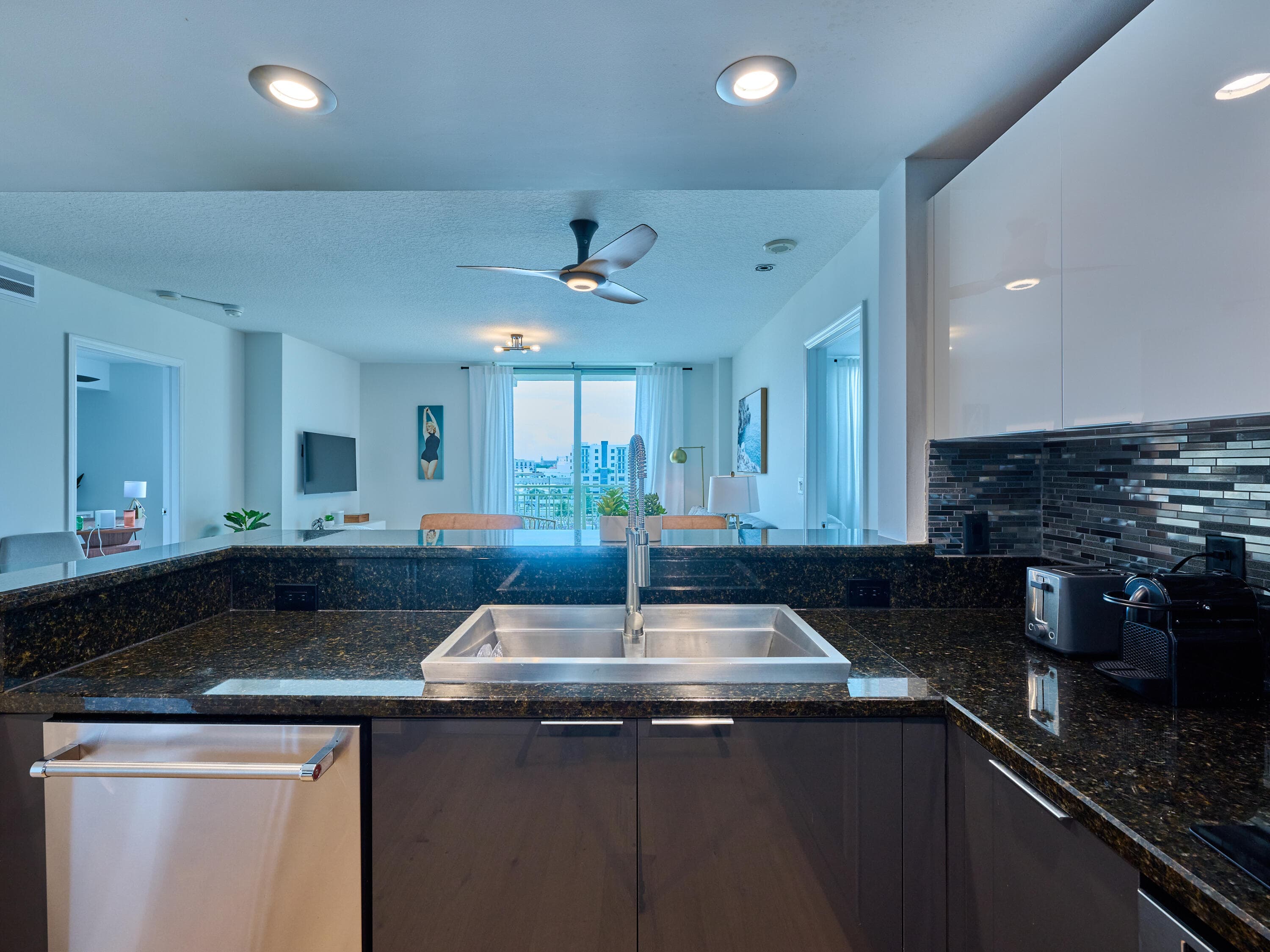610 Clematis Street 522, West Palm Beach, FL 33401 — photo 15 of 60