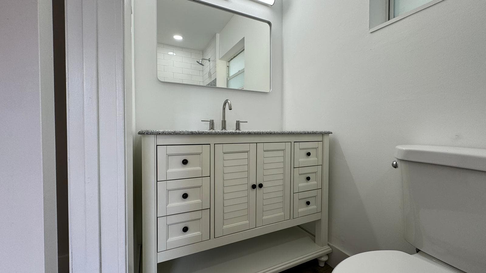 2008 NW 10th Avenue, Fort Lauderdale, FL 33311 — photo 6 of 10