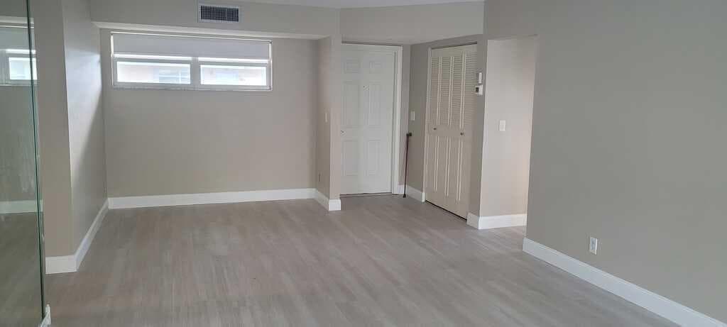 19 Colonial Club Drive 200, Boynton Beach, FL 33435 — photo 4 of 37