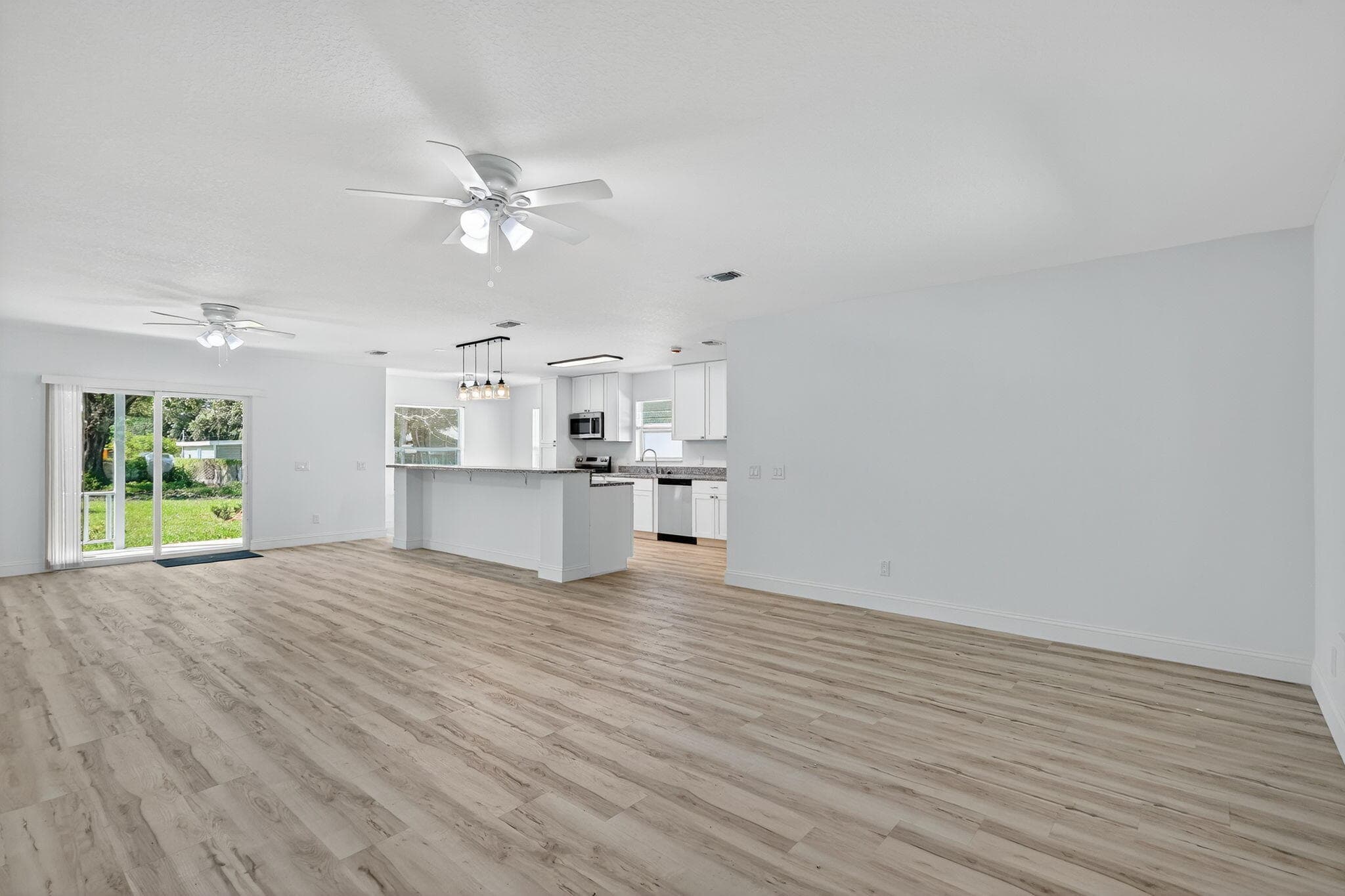 2205 S 33rd S Street, Fort Pierce, FL 34947 — photo 4 of 22