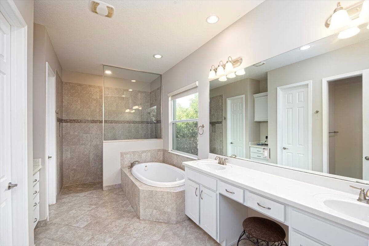 11400 SW Hillcrest Circle, Port St. Lucie, FL 34987 — photo 30 of 101