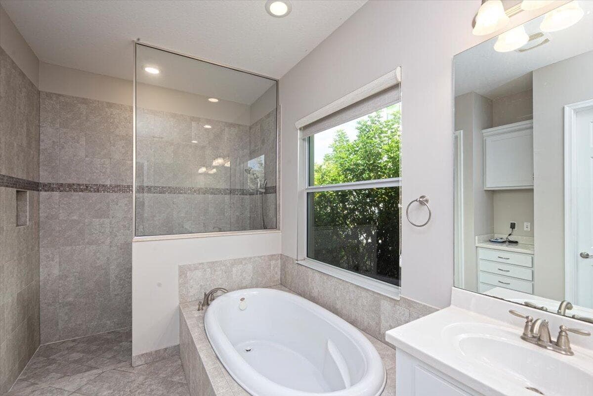 11400 SW Hillcrest Circle, Port St. Lucie, FL 34987 — photo 31 of 101