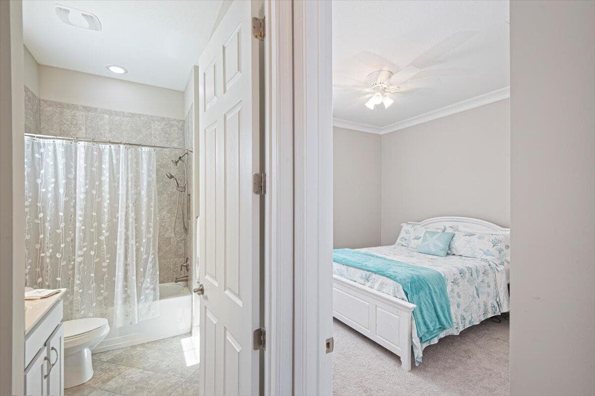 11400 SW Hillcrest Circle, Port St. Lucie, FL 34987 — photo 40 of 101