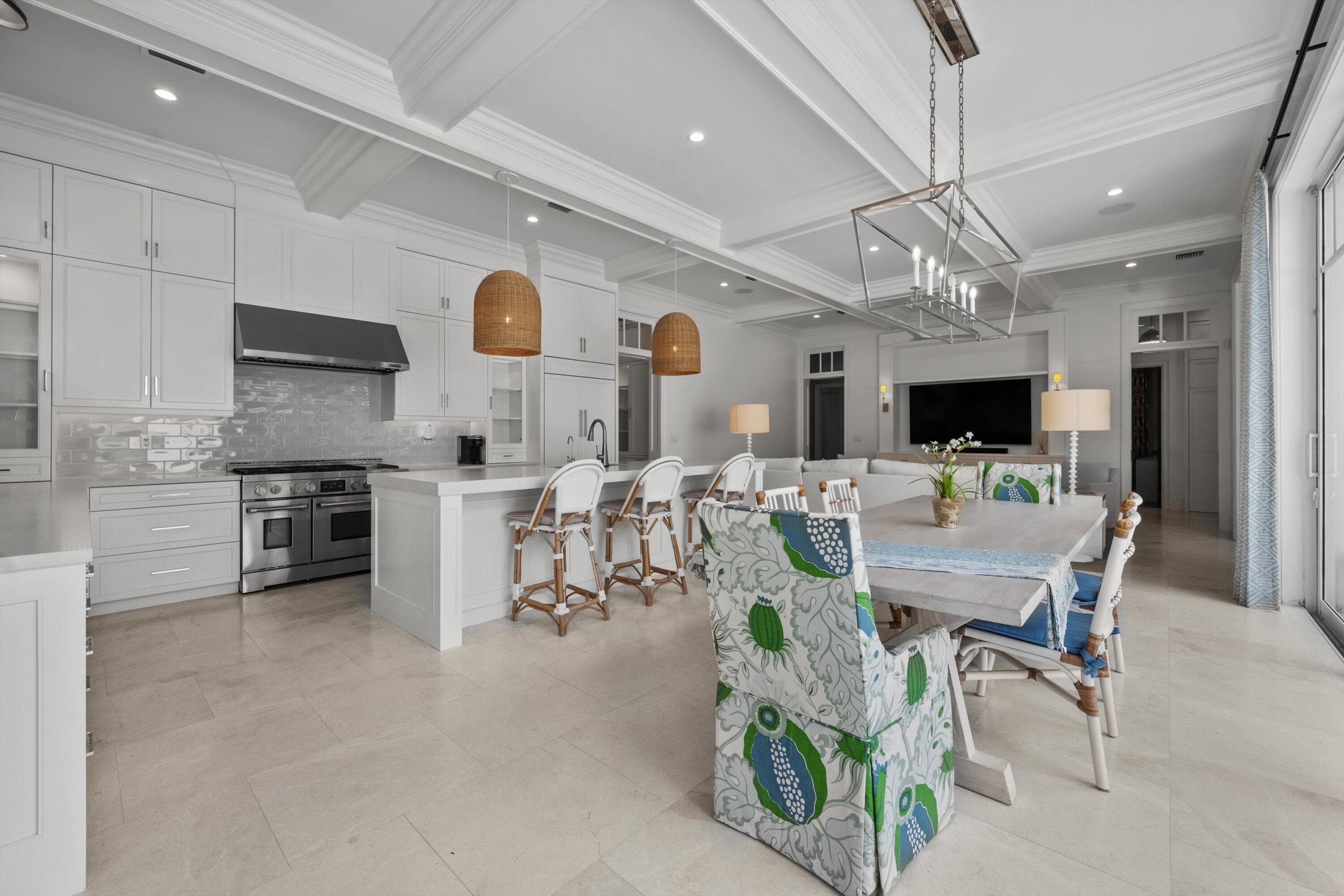104 Lanitee Circle, Jupiter, FL 33458 — photo 10 of 34