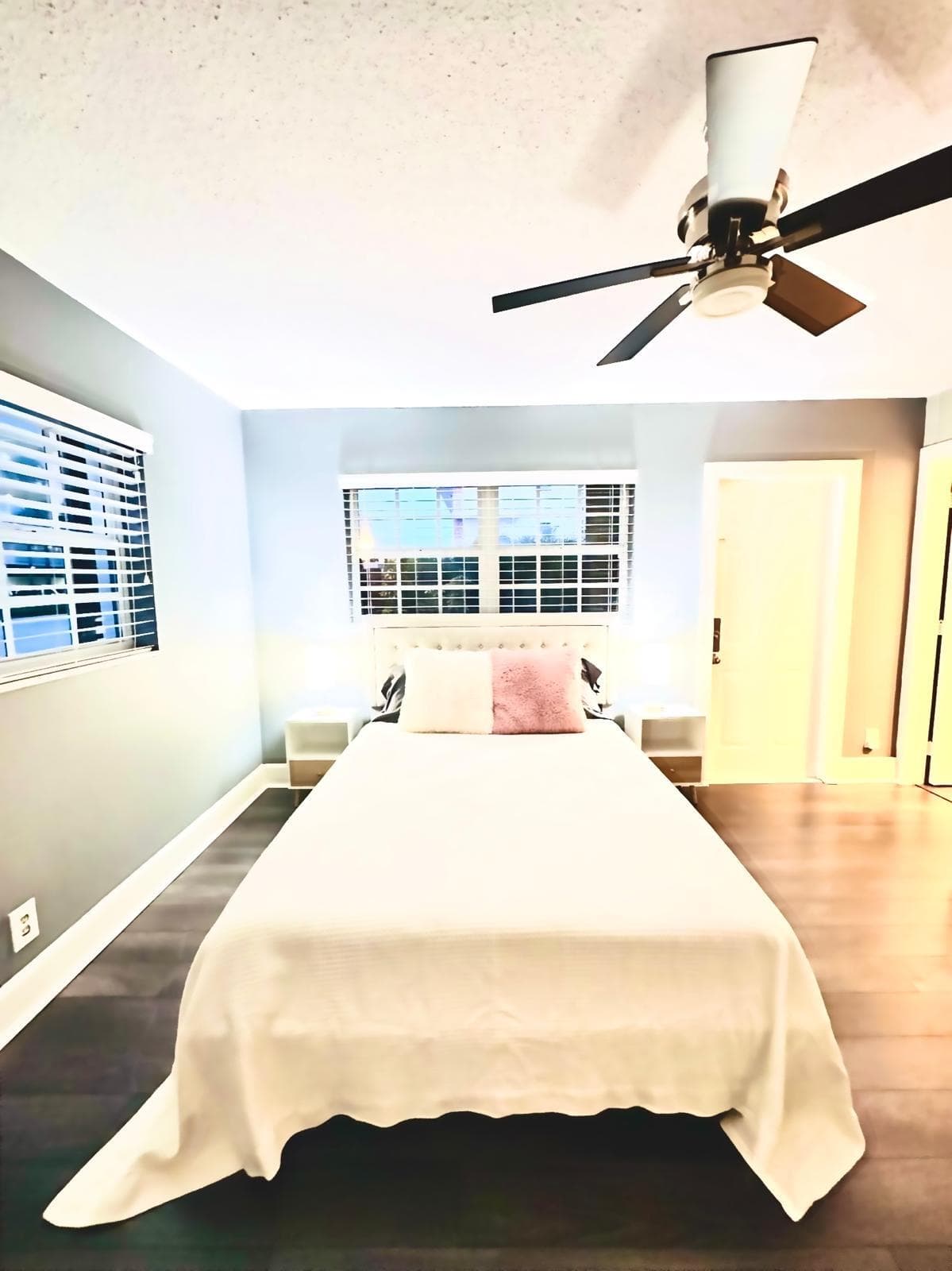 2424 NE 9th Street 112, Fort Lauderdale, FL 33304 — photo 13 of 17