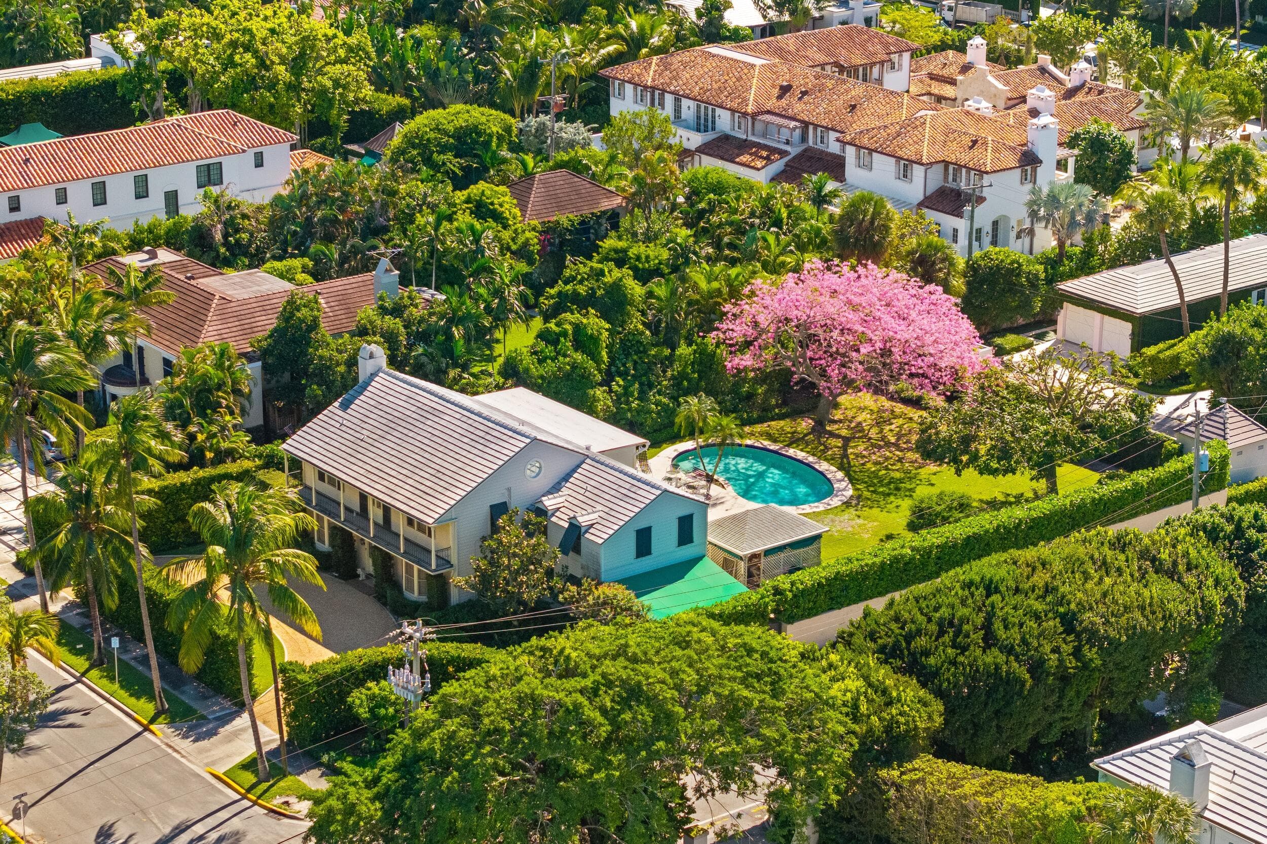 334 Barton Avenue, Palm Beach, FL 33480 — photo 12 of 17