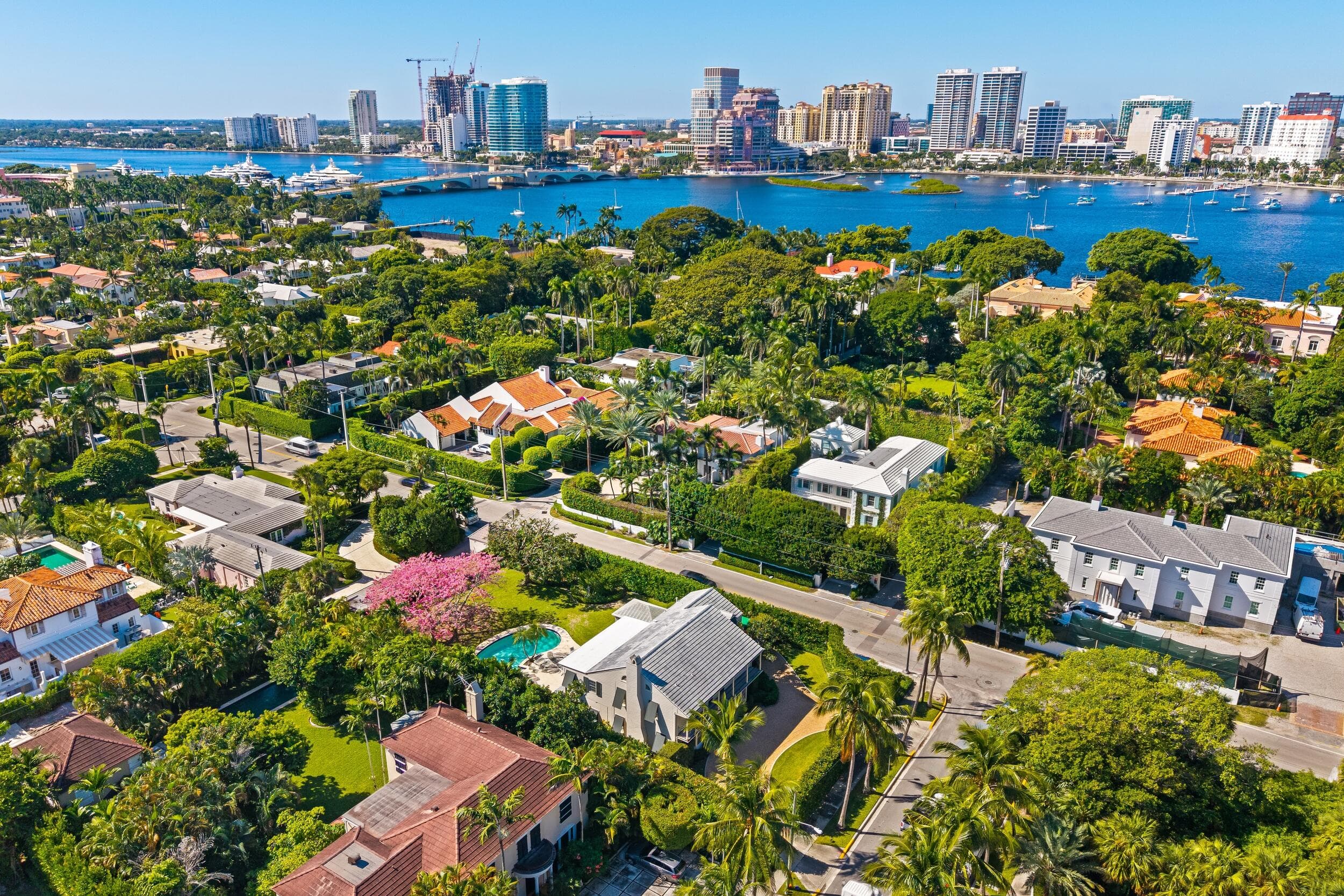 334 Barton Avenue, Palm Beach, FL 33480 — photo 14 of 17
