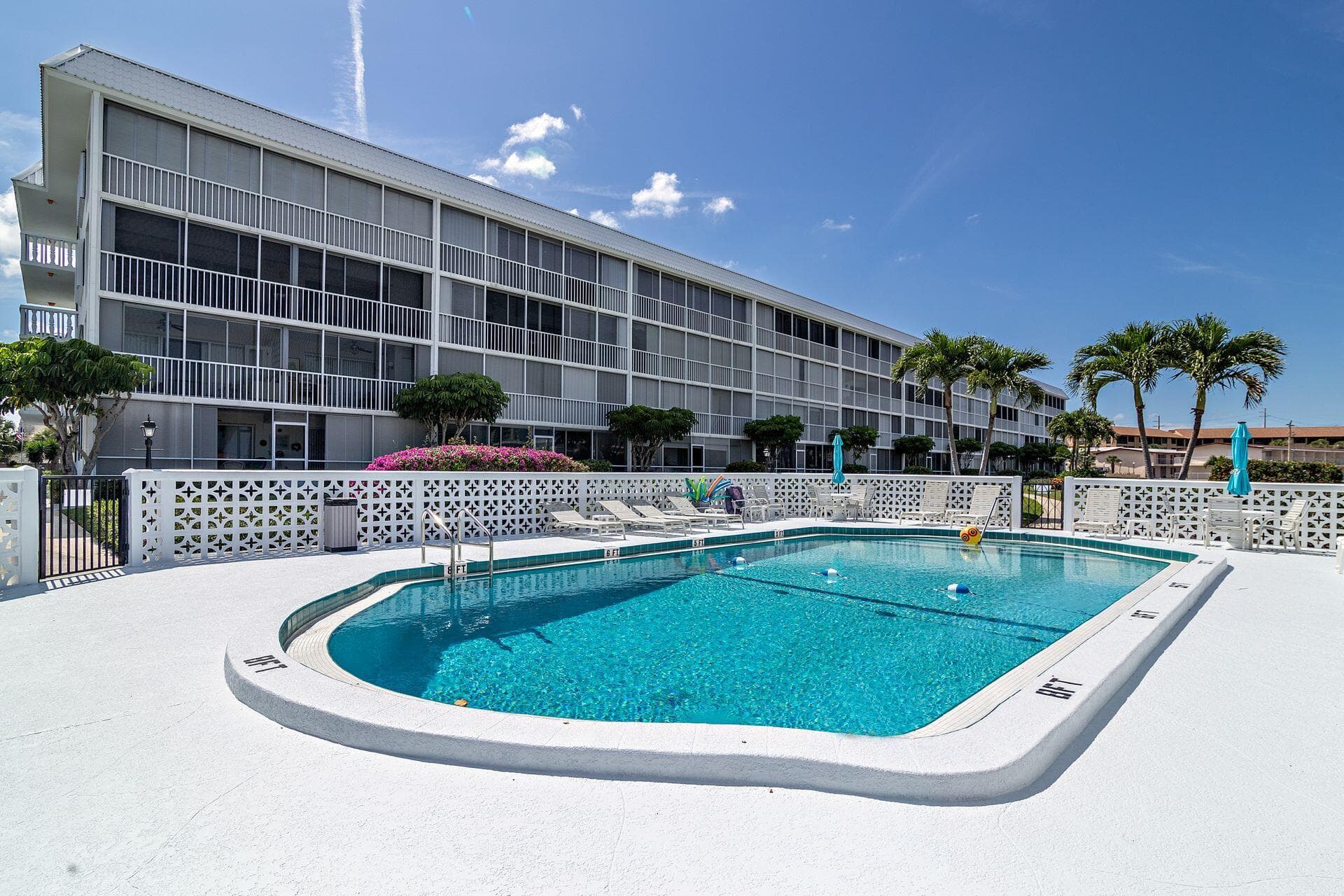 907 Marina Drive 402, North Palm Beach, FL 33408 — photo 17 of 49