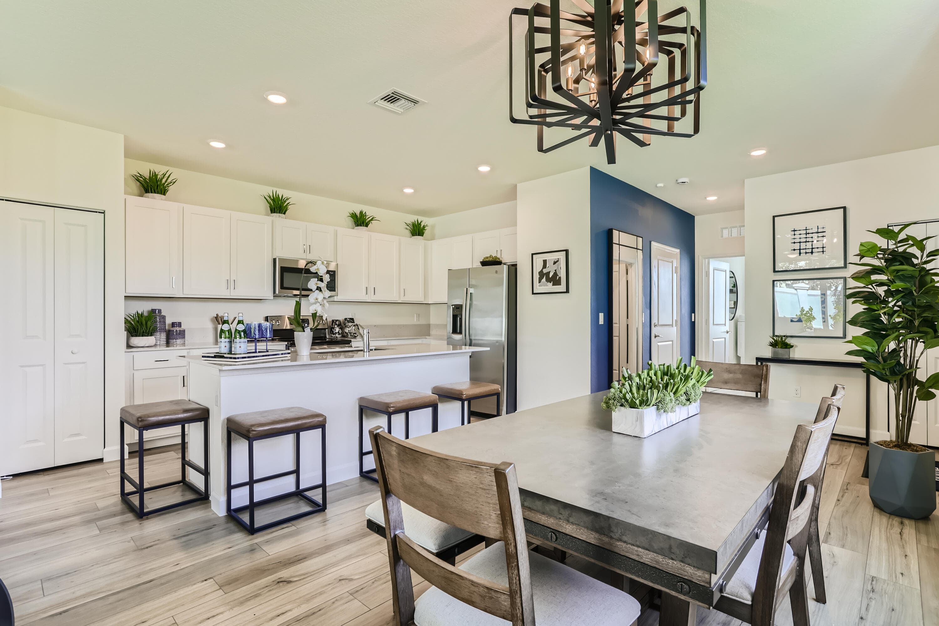 818 SE Grovebush Lane, Port St. Lucie, FL 34984 — photo 11 of 19