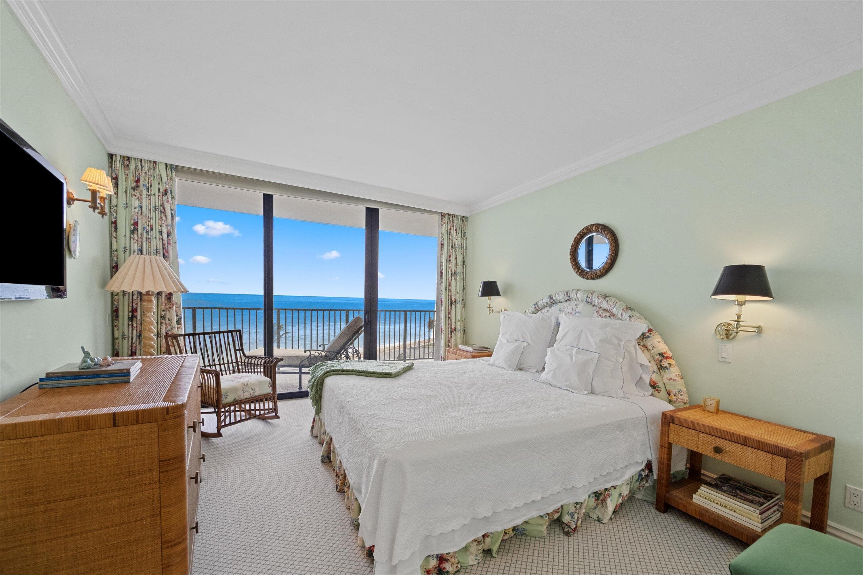 150 N Ocean Boulevard Ph 3, Palm Beach, FL 33480 — photo 16 of 32