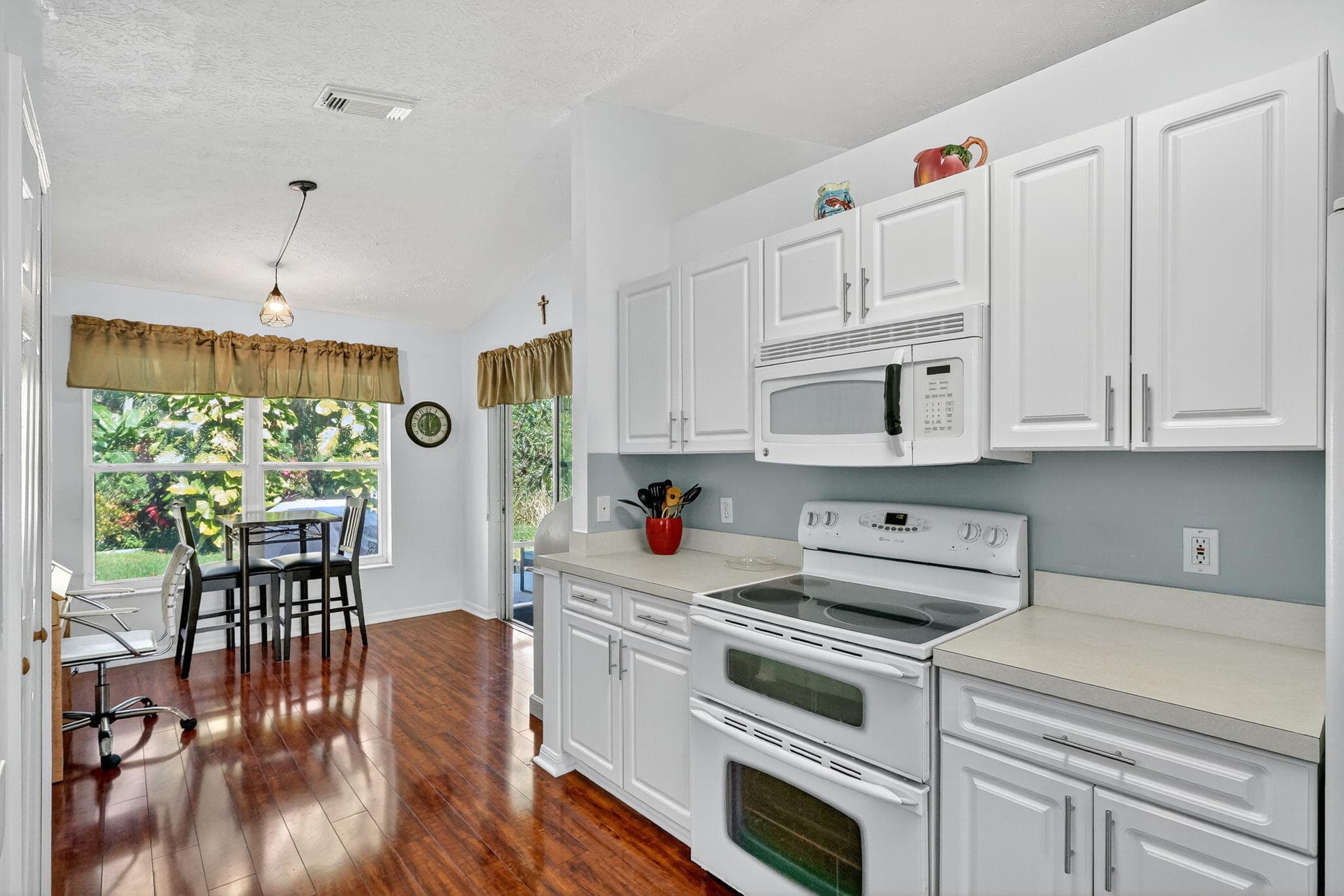 13924 Aguila Avenue, Fort Pierce, FL 34951 — photo 10 of 35