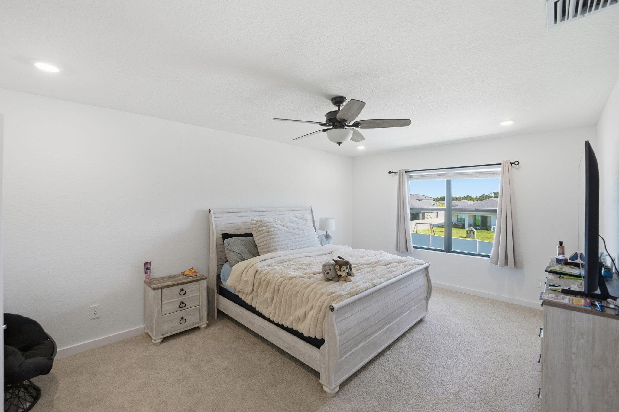 6016 SE Se Violet Ln Lane, Stuart, FL 34997 — photo 14 of 33