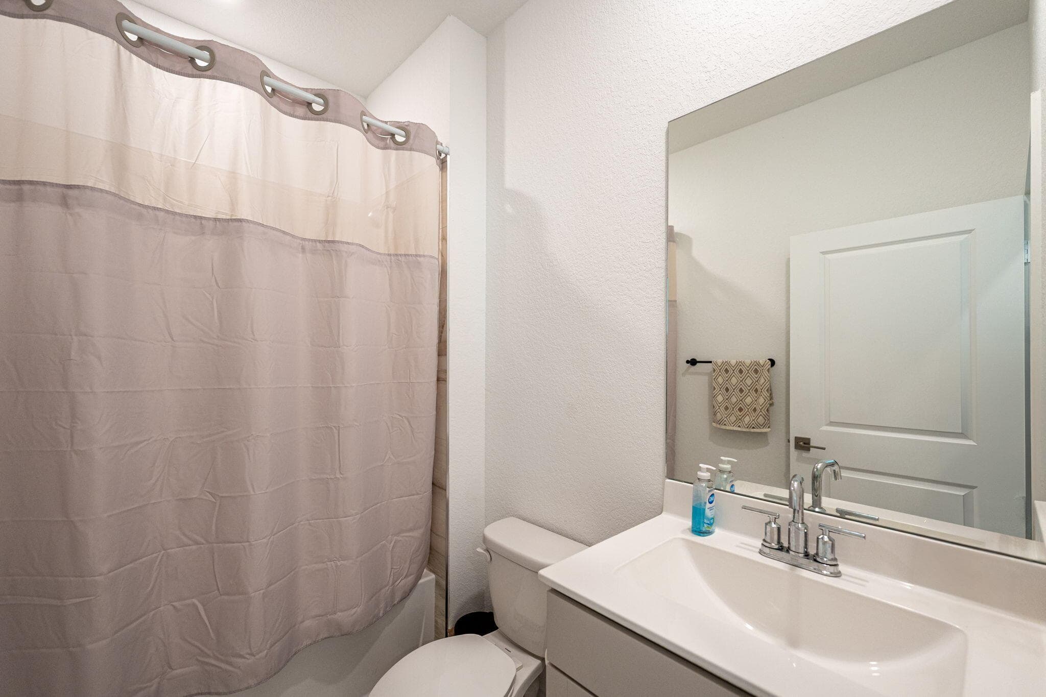 6016 SE Se Violet Ln Lane, Stuart, FL 34997 — photo 17 of 33
