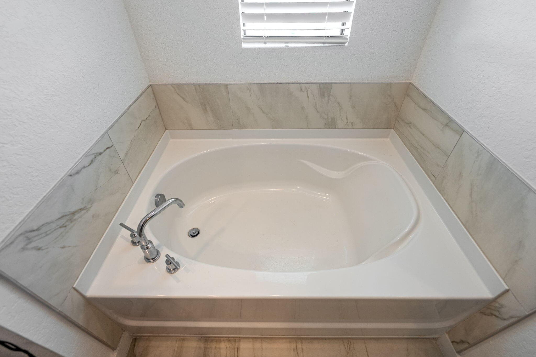 6016 SE Se Violet Ln Lane, Stuart, FL 34997 — photo 23 of 33