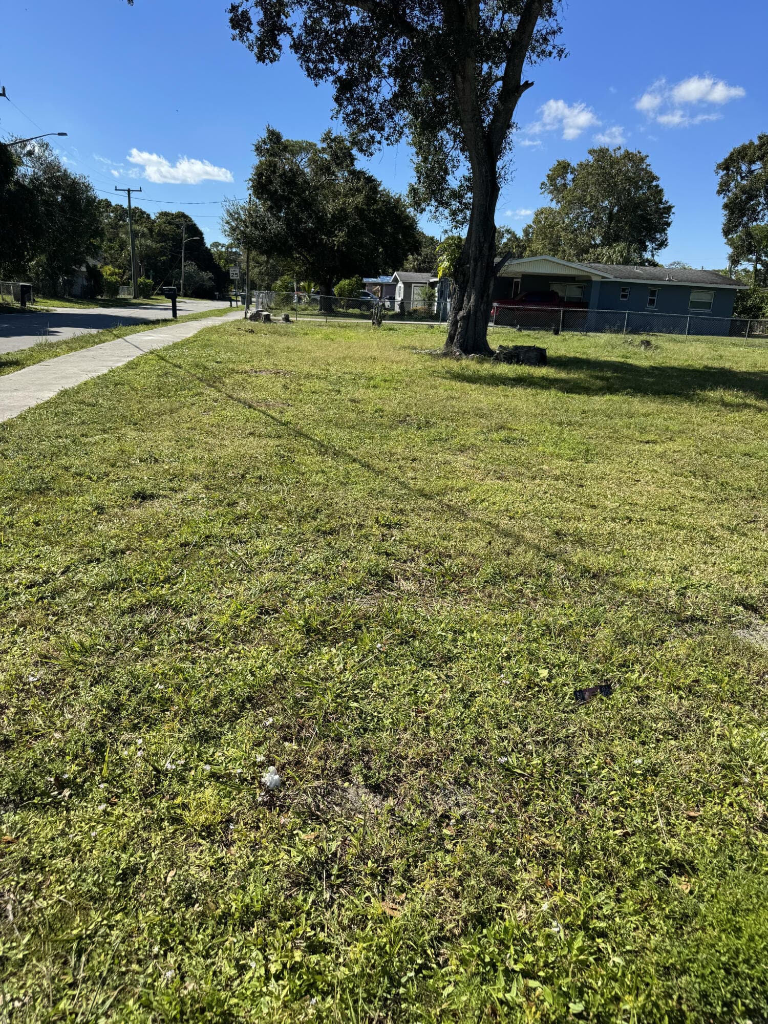 201 N 29th Street, Fort Pierce, FL 34947 — photo 1 of 5