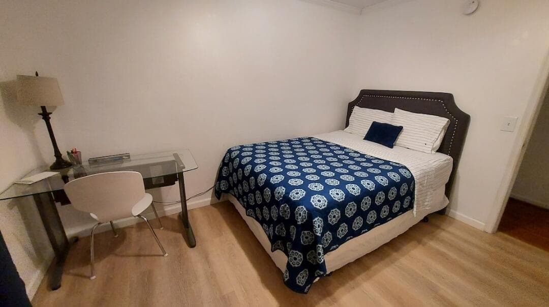 1401 W 9th Street, Riviera Beach, FL 33404 — photo 9 of 17