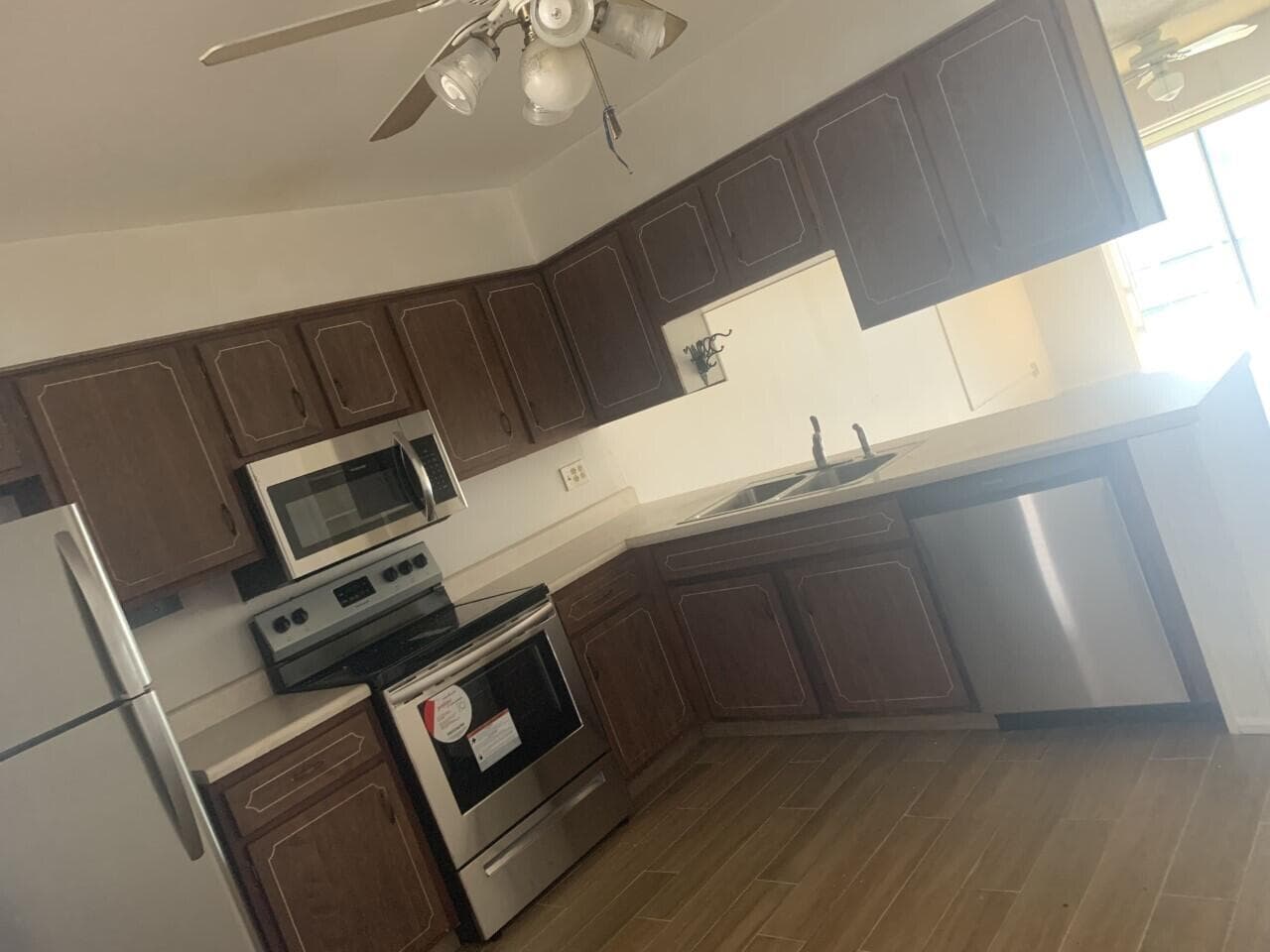 2302 Sunrise Boulevard 204, Fort Pierce, FL 34982 — photo 13 of 27