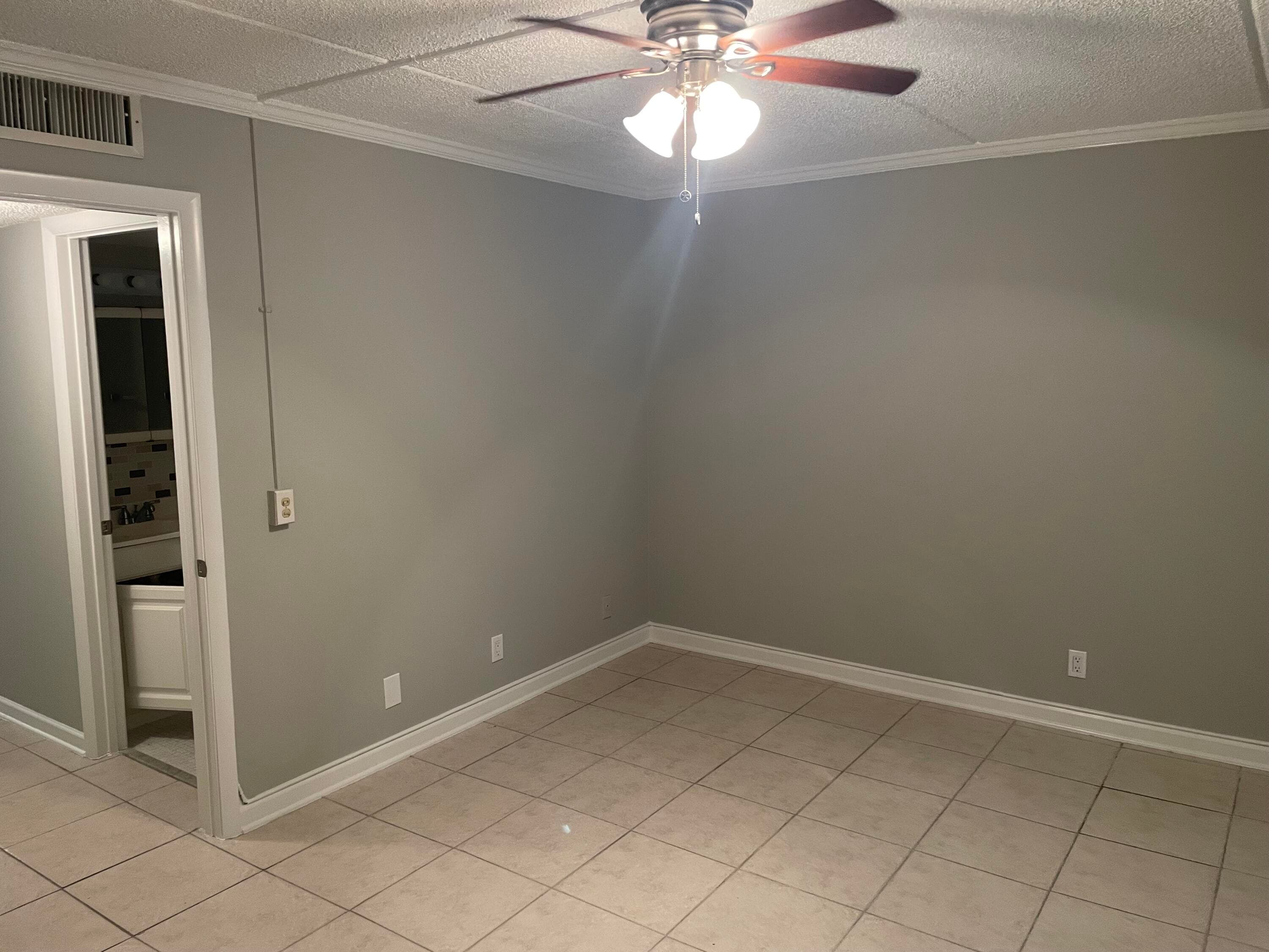 400 Village Green Circle W 202, Palm Springs, FL 33461 — photo 5 of 16