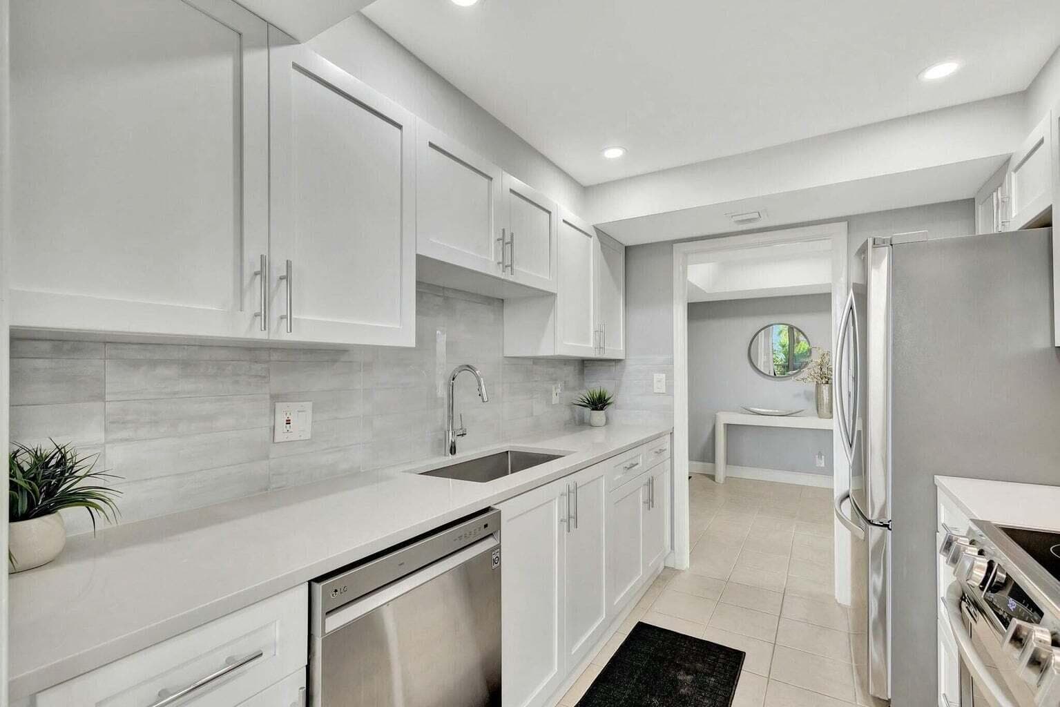 5550 N Ocean Drive 2b, Singer Island, FL 33404 — photo 10 of 58