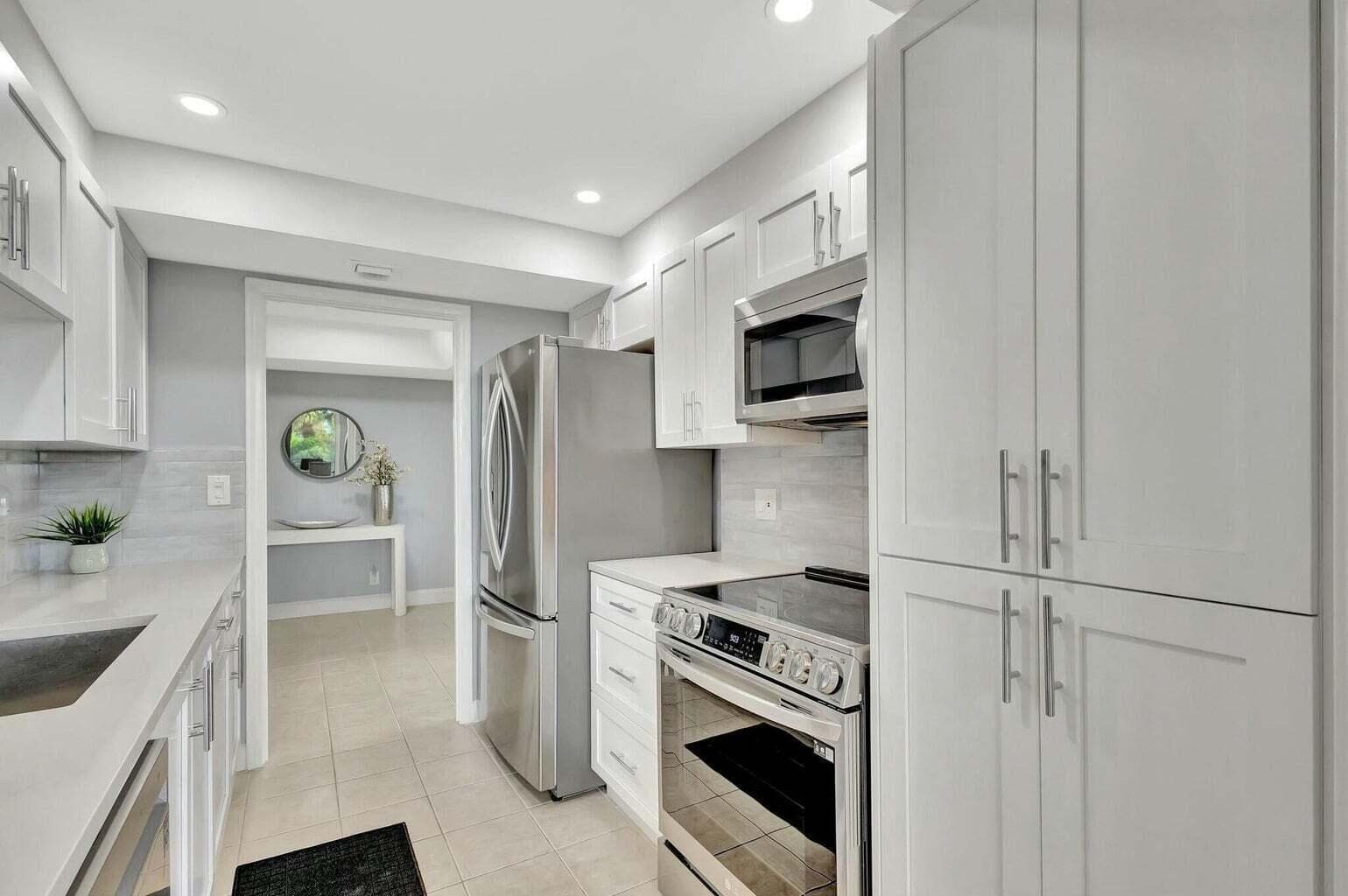 5550 N Ocean Drive 2b, Singer Island, FL 33404 — photo 8 of 58