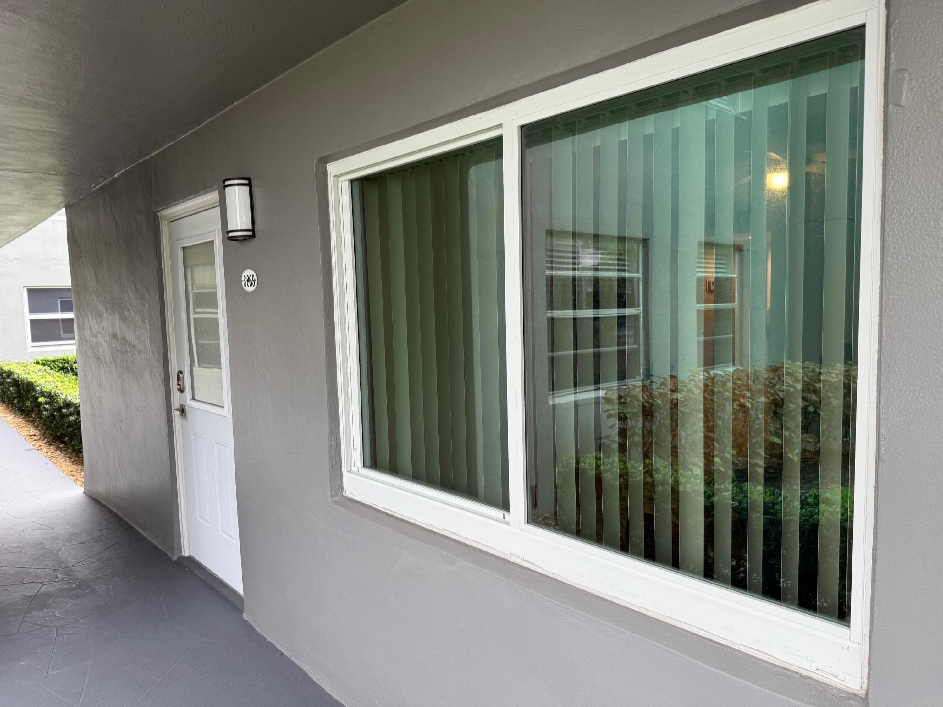 869 Normandy S, Delray Beach, FL 33484 — photo 1 of 20