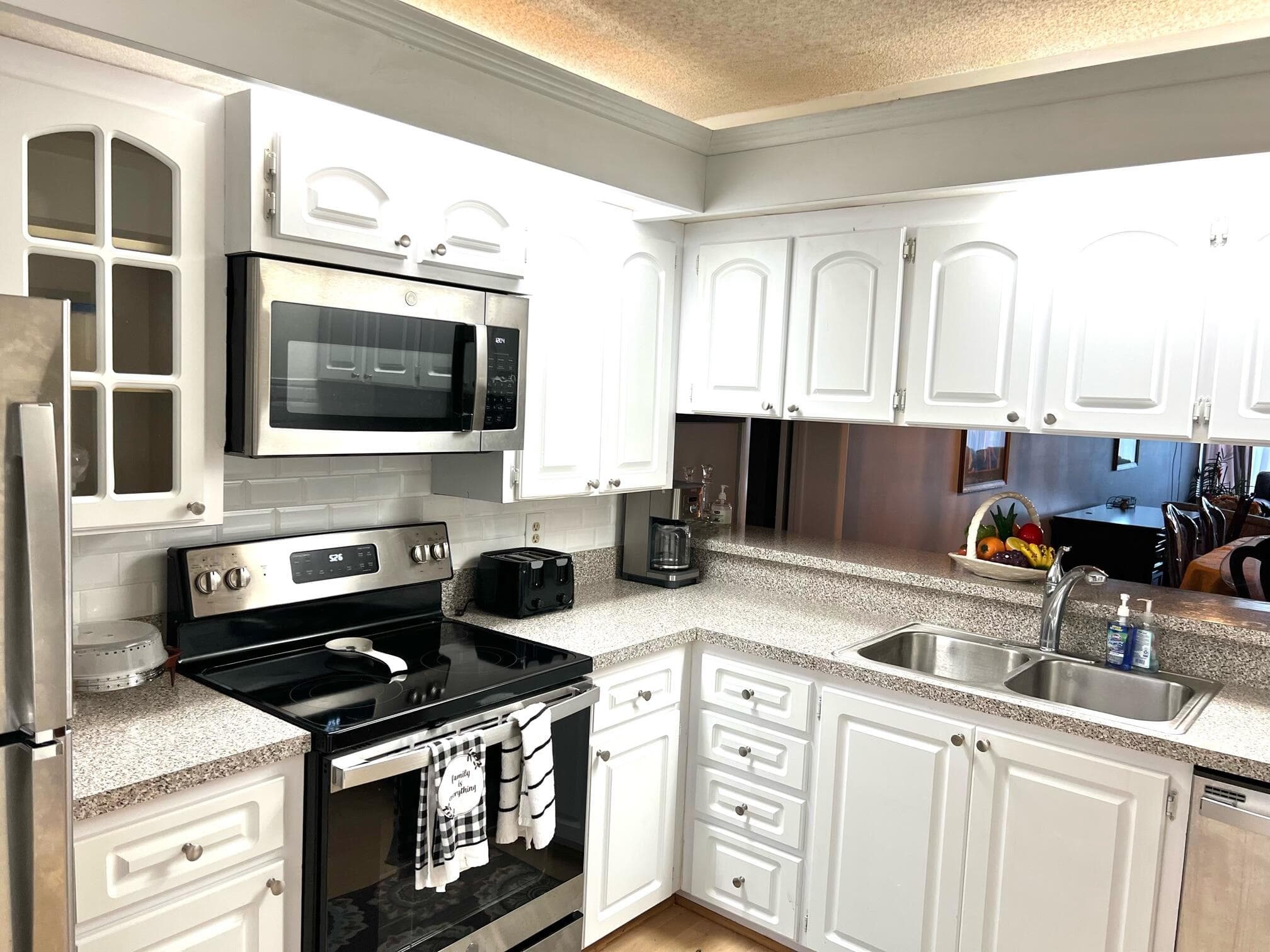 3500 Whitehall Drive N 202, West Palm Beach, FL 33401 — photo 4 of 14