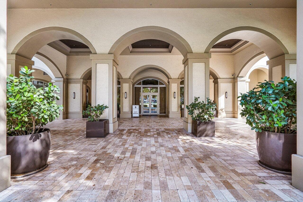 550 Okeechobee Boulevard 1221, West Palm Beach, FL 33401 — photo 41 of 112