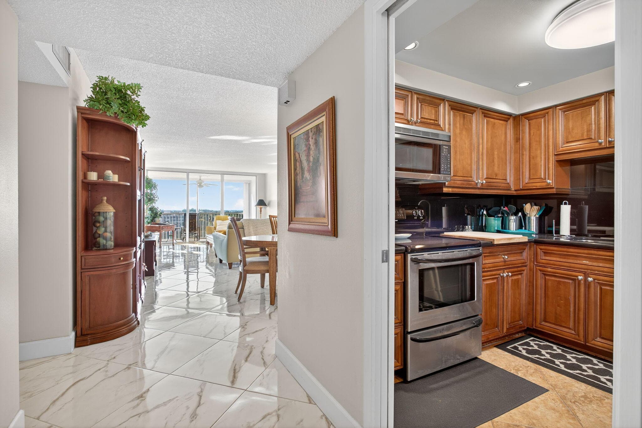 2900 N Course Drive 905, Pompano Beach, FL 33069 — photo 8 of 41