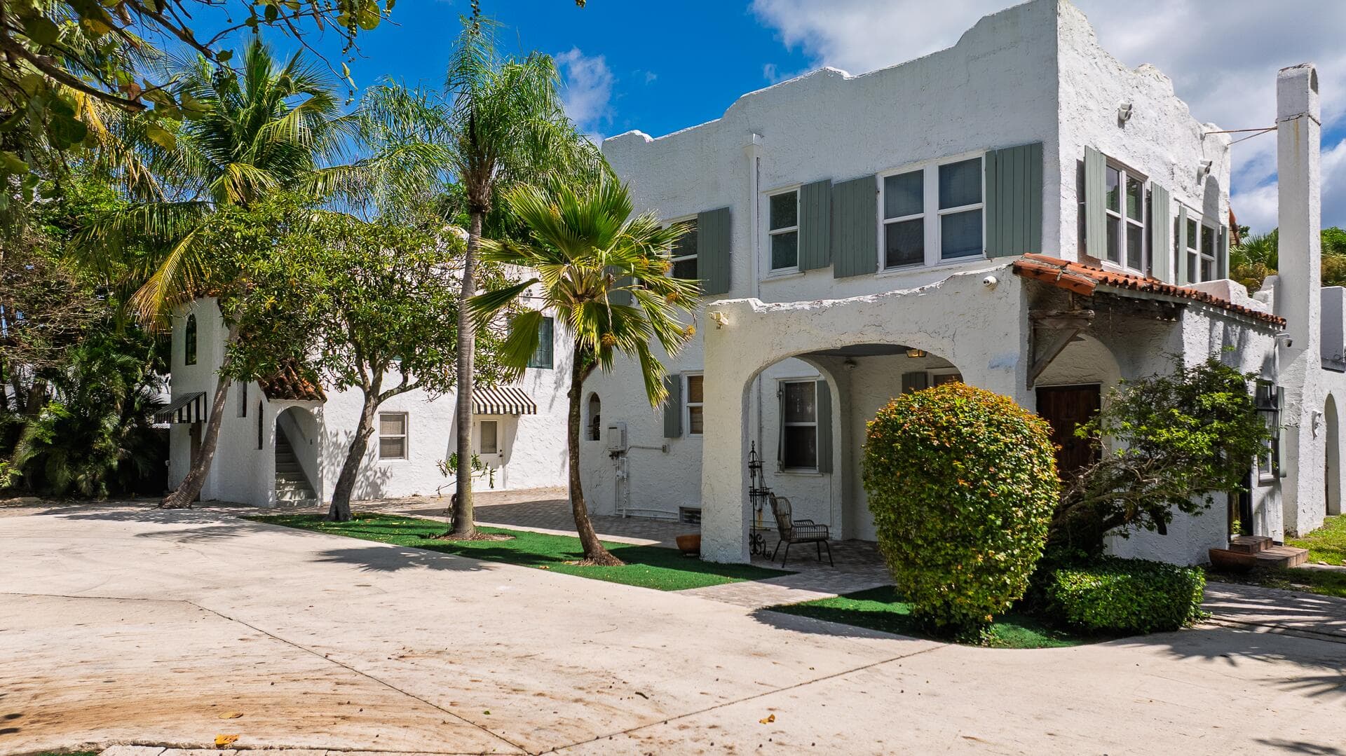 717 Forest Hill Boulevard, West Palm Beach, FL 33405 — photo 2 of 71